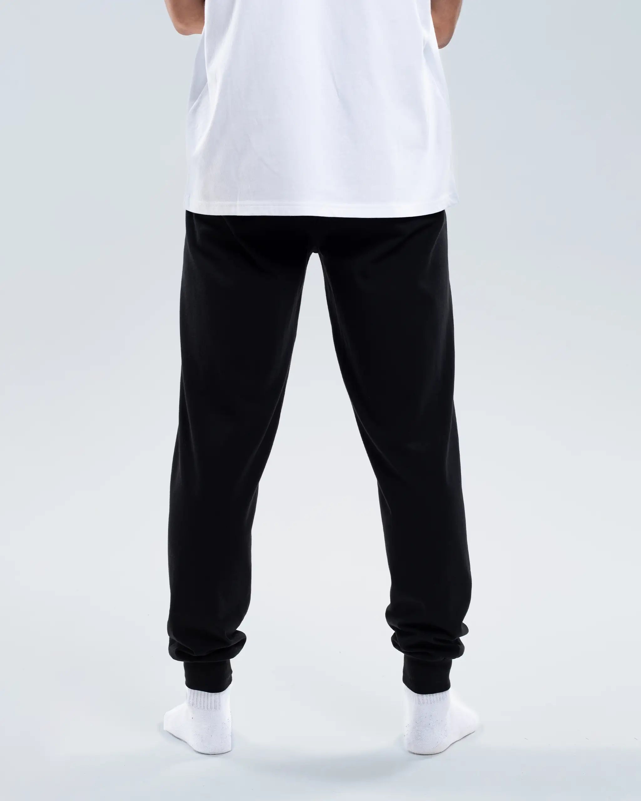 Newcastle United Men's Black and White Cuffed Pyjama Set