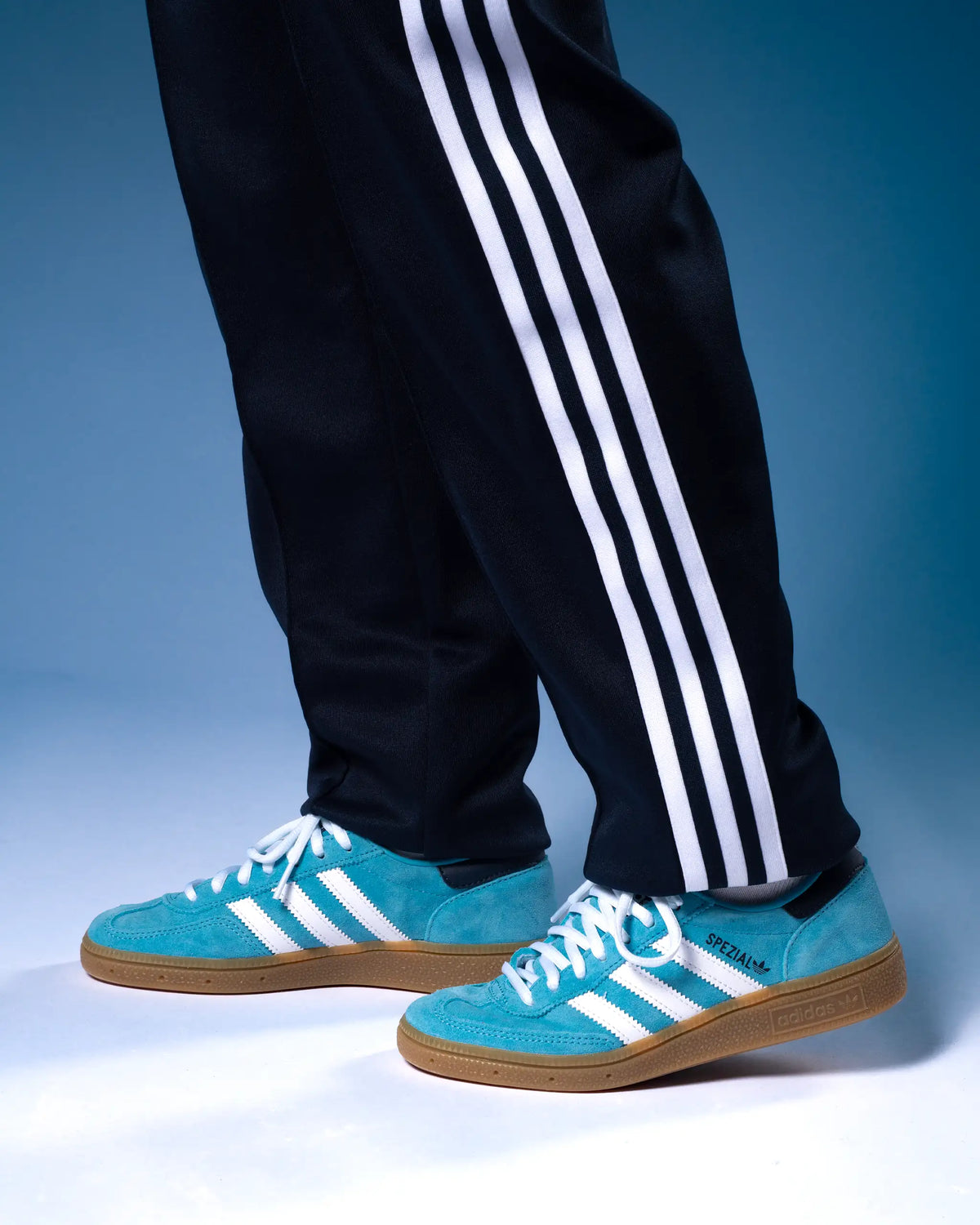 Newcastle United adidas Blue Handball Spezial Trainers