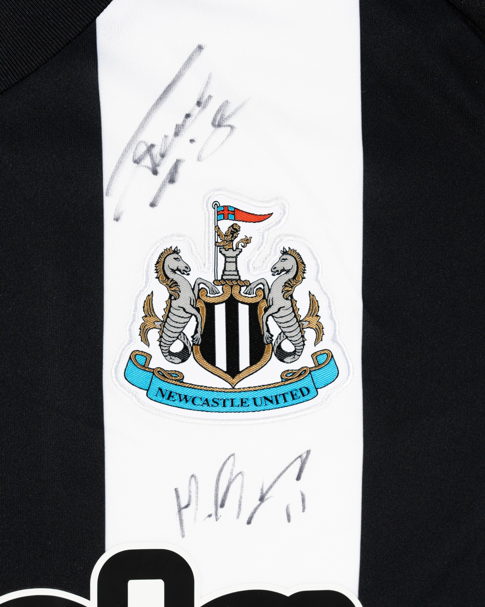 Newcastle United 24/25 Boxed Home Signed Shirt - Full Squad