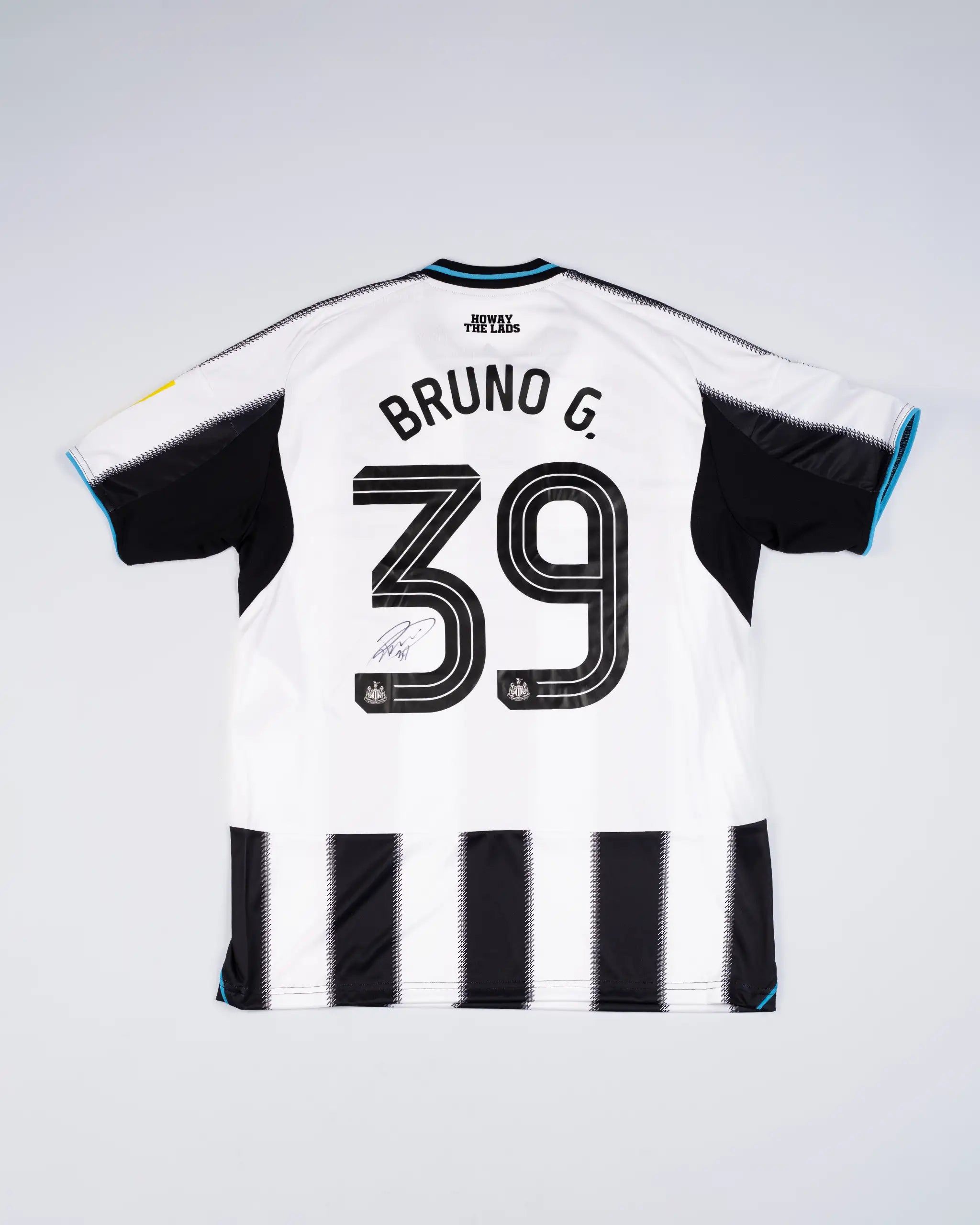 Newcastle United BRUNO G. 25/26 Boxed Signed Home Shirt
