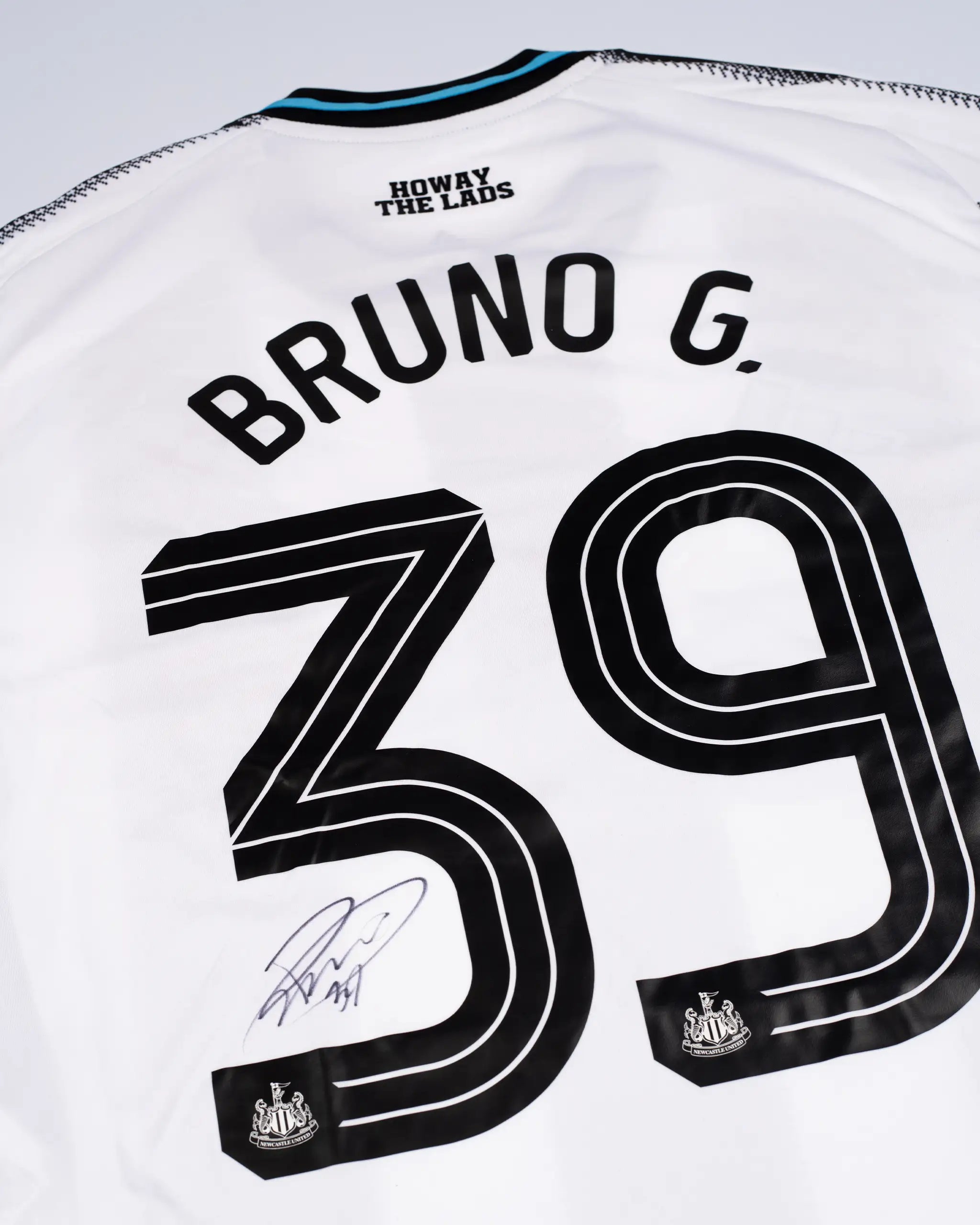 Newcastle United BRUNO G. 25/26 Boxed Signed Home Shirt