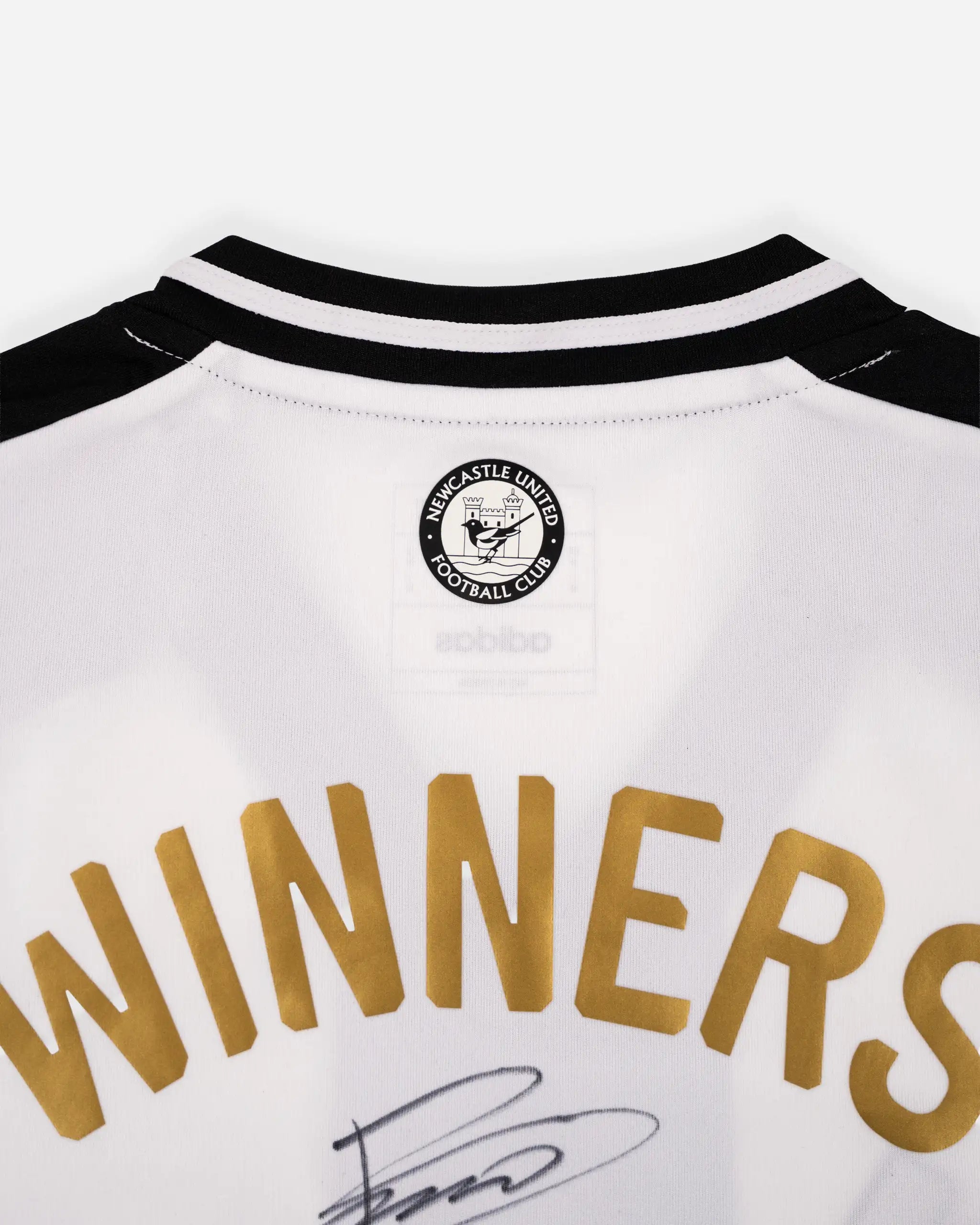Newcastle United BRUNO G. 24/25 Boxed Signed Carabao Cup Winners Shirt