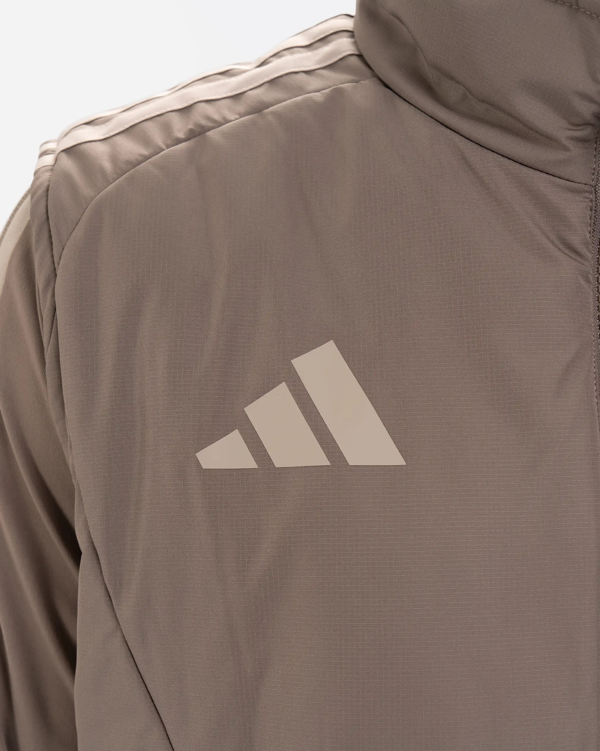 Newcastle United adidas 26/27 Coach's Range Reversible Beige Gilet