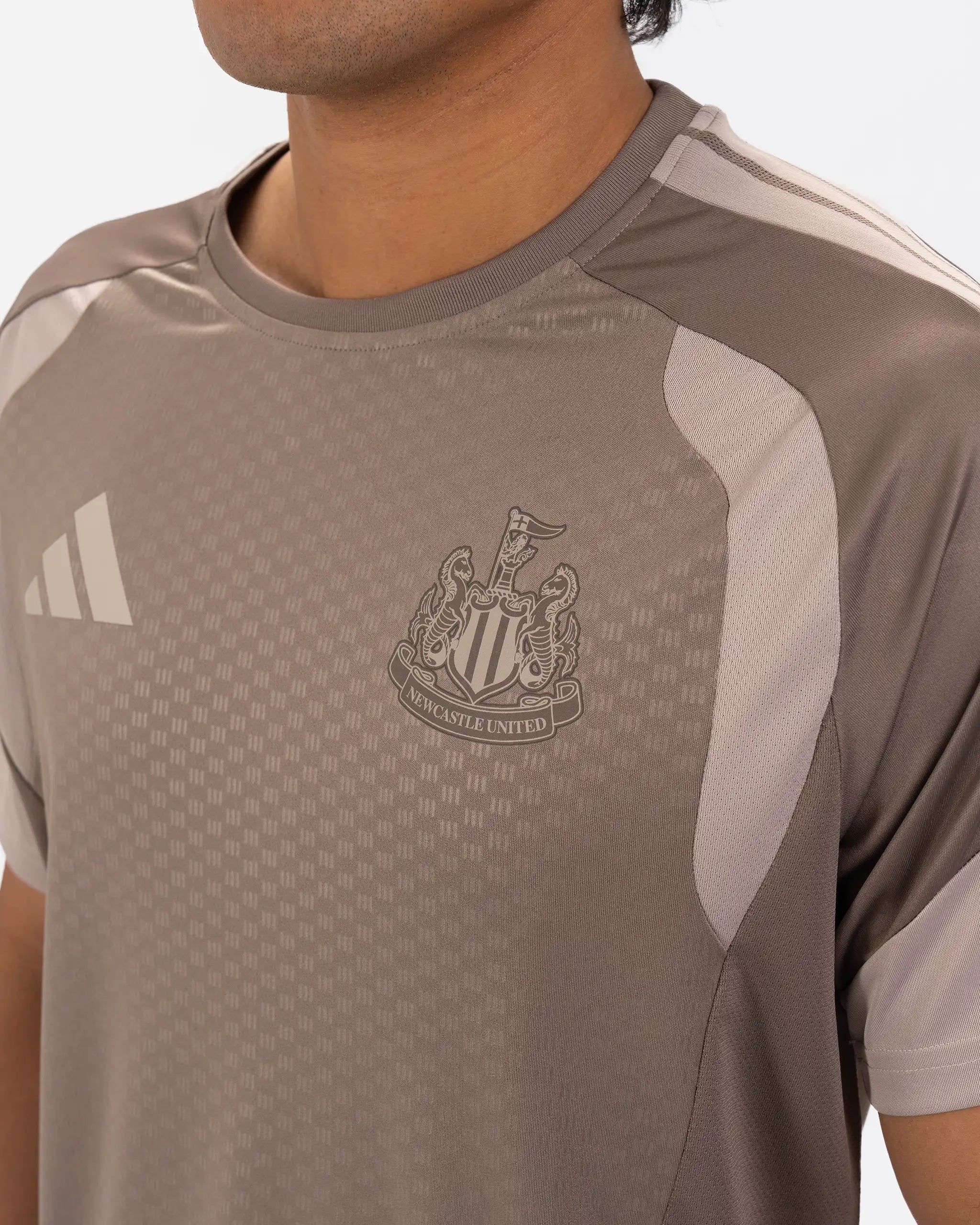 Newcastle United adidas 26/27 Coach's Range Beige Shirt