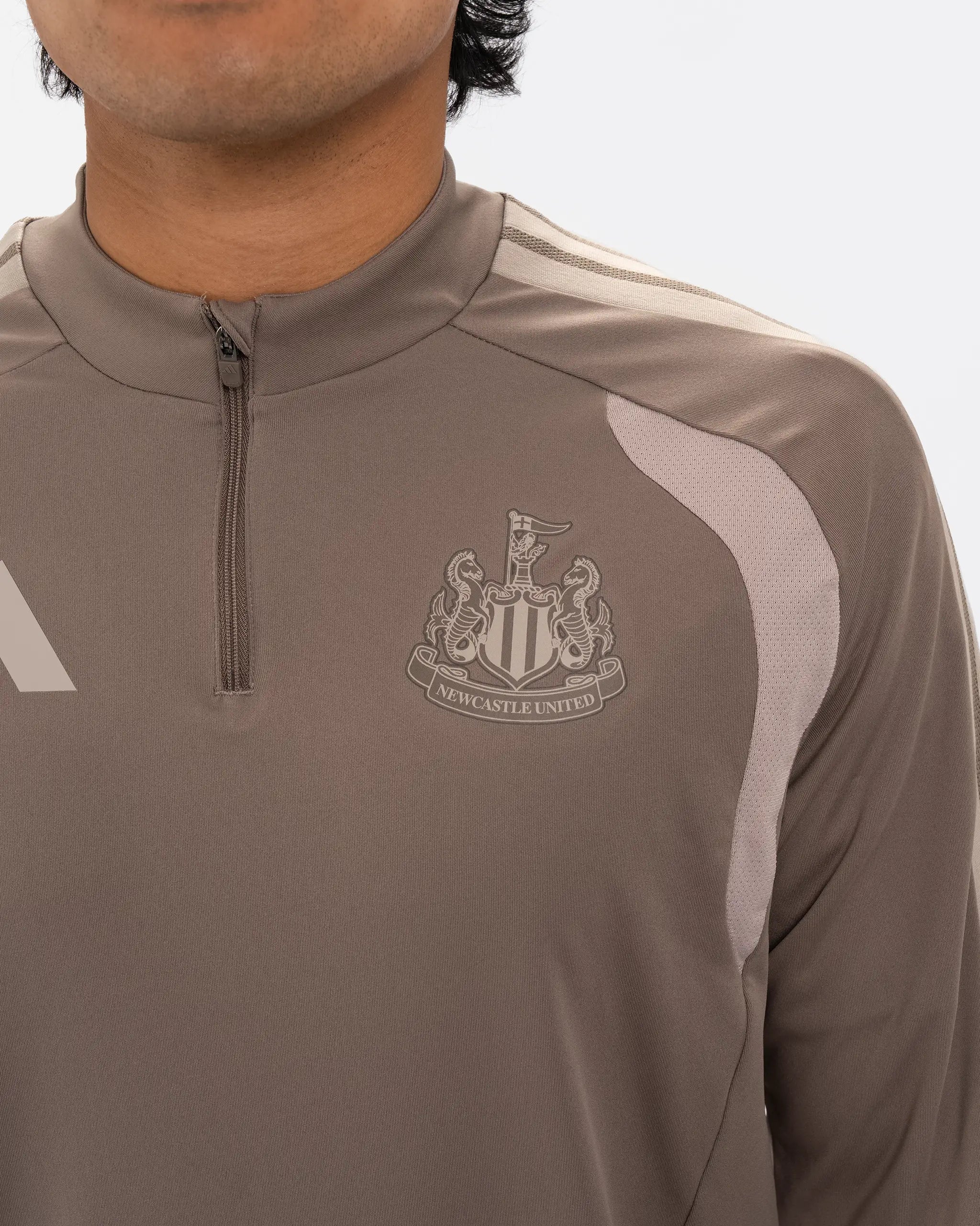 Newcastle United adidas 26/27 Coach's Range Beige 1/4 Zip Top