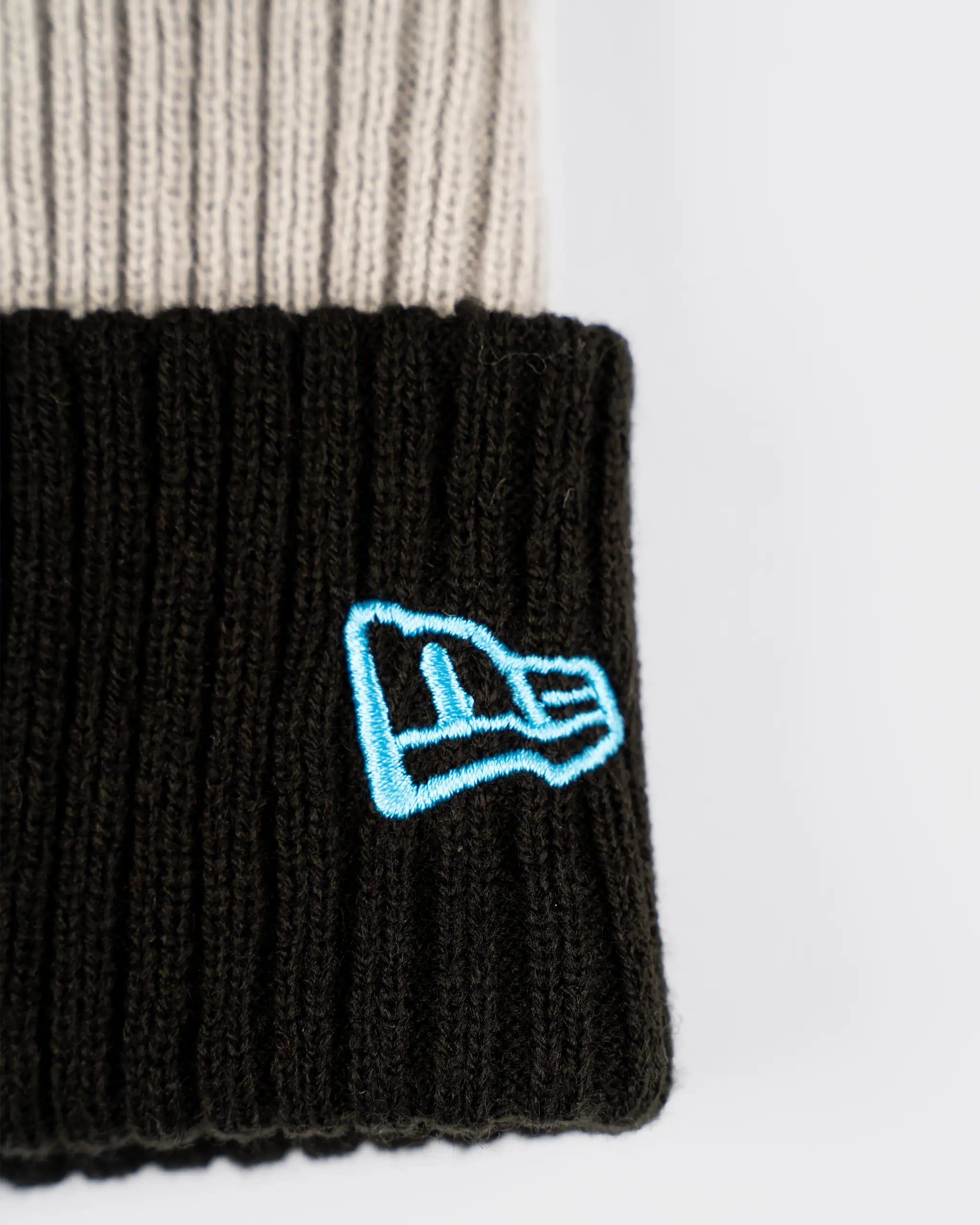 Newcastle United New Era Youth Patch Cuff Grey Beanie