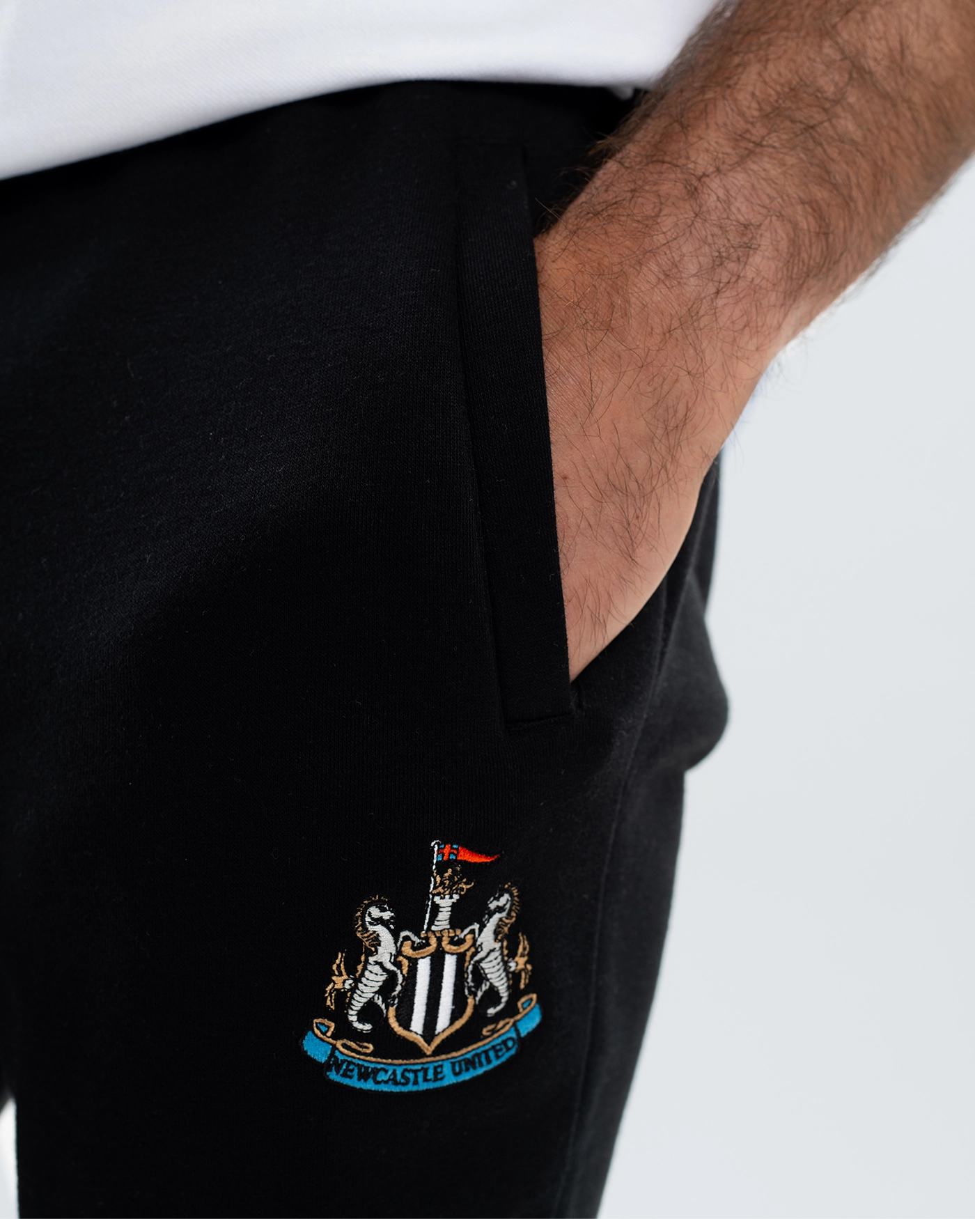 Newcastle United Men's Essentials Range Black Fleece Jogger Bottoms
