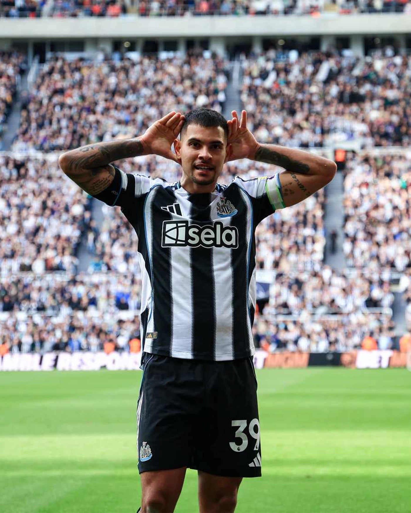 Newcastle United BRUNO G. 25/26 Match Worn Signed Shirt - Nottingham Forest (H)