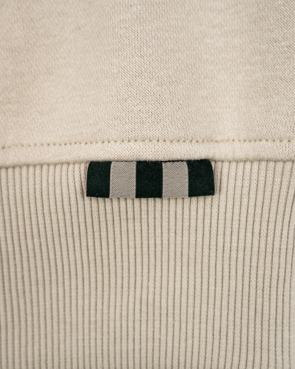 Newcastle United Men's Sand Graphic Crest Sweater