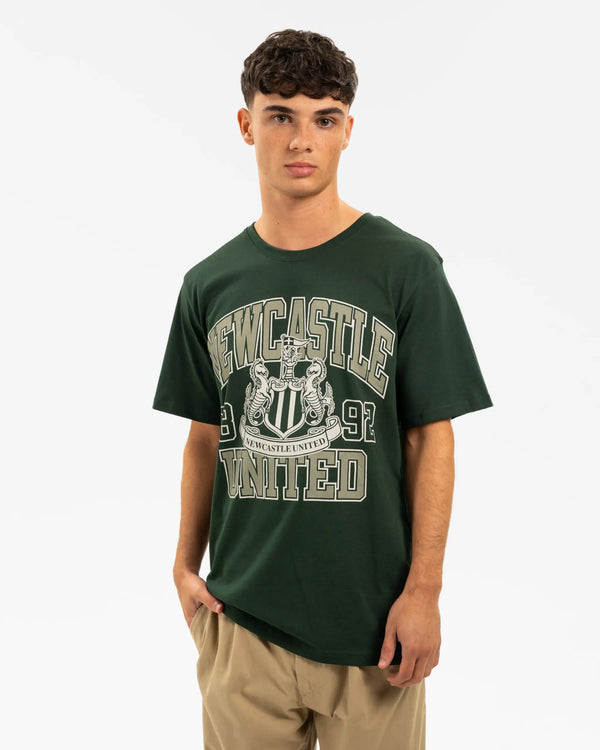 Newcastle United Men's Forest Green Graphic Crest T-Shirt