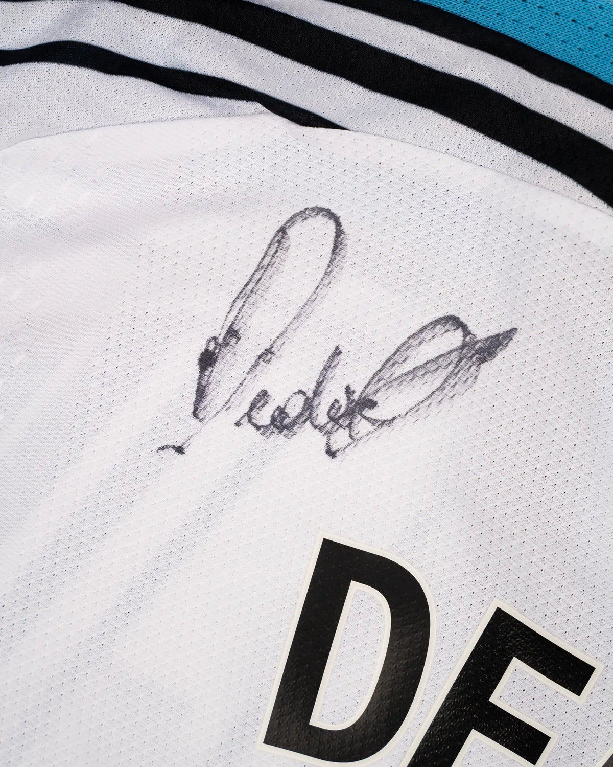 Newcastle United DEDIC 26/27 Boxed Signed Authentic Home Shirt