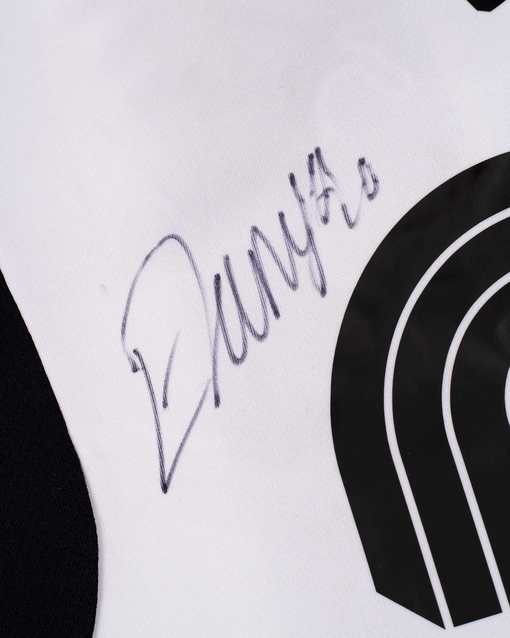 Newcastle United ELANGA 25/26 Boxed Signed Home Shirt