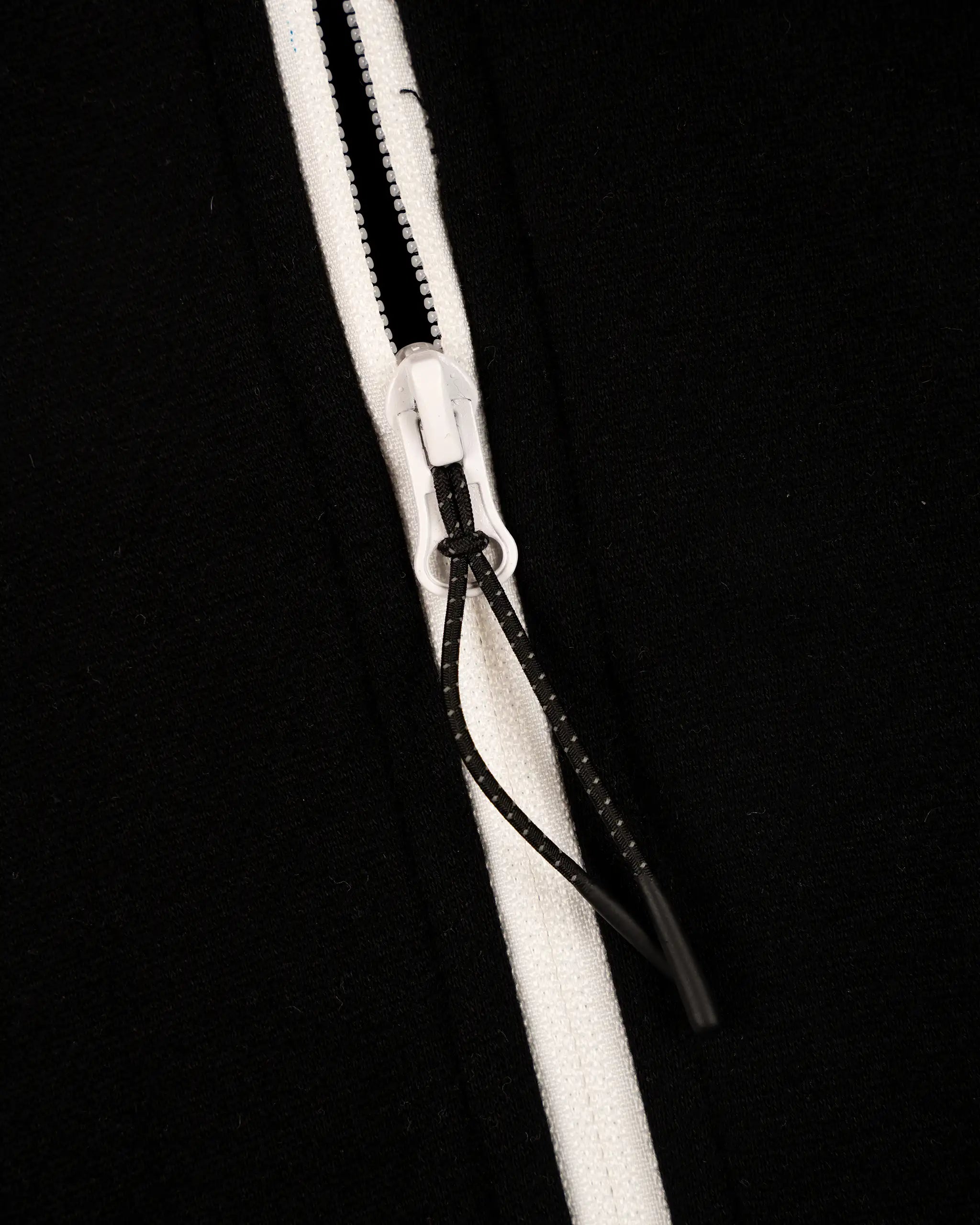 Newcastle United Women's St. James' Studio Black Cropped Hoodie