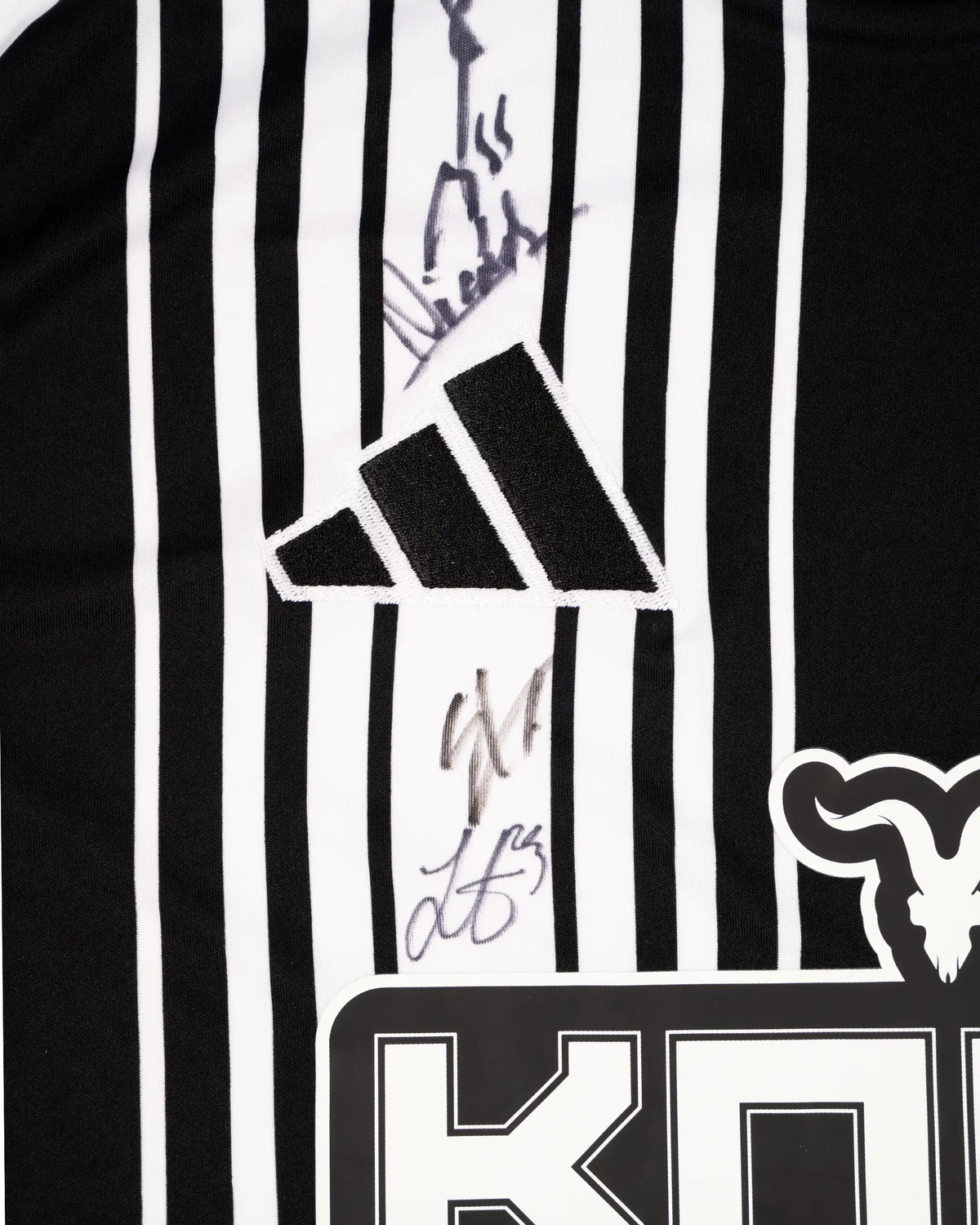 Newcastle United 26/27 Boxed Signed Home Shirt - Full Squad