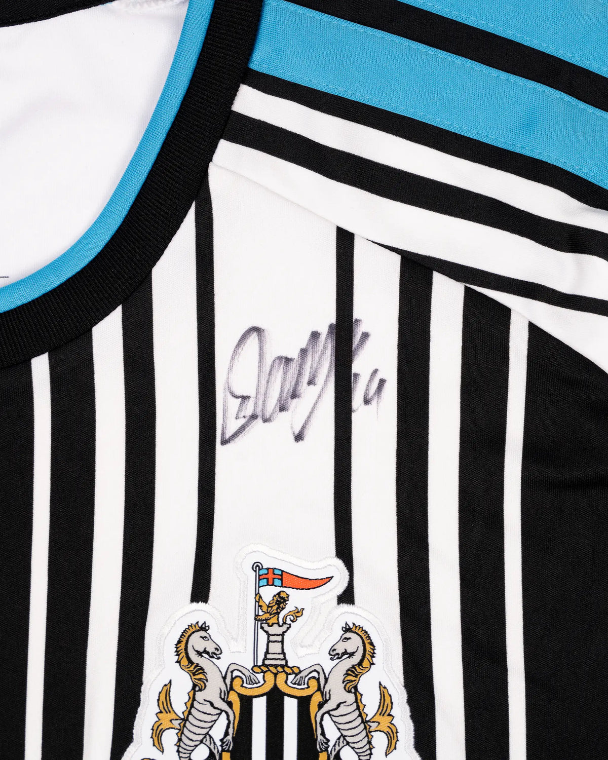 Newcastle United 26/27 Boxed Signed Home Shirt - Full Squad