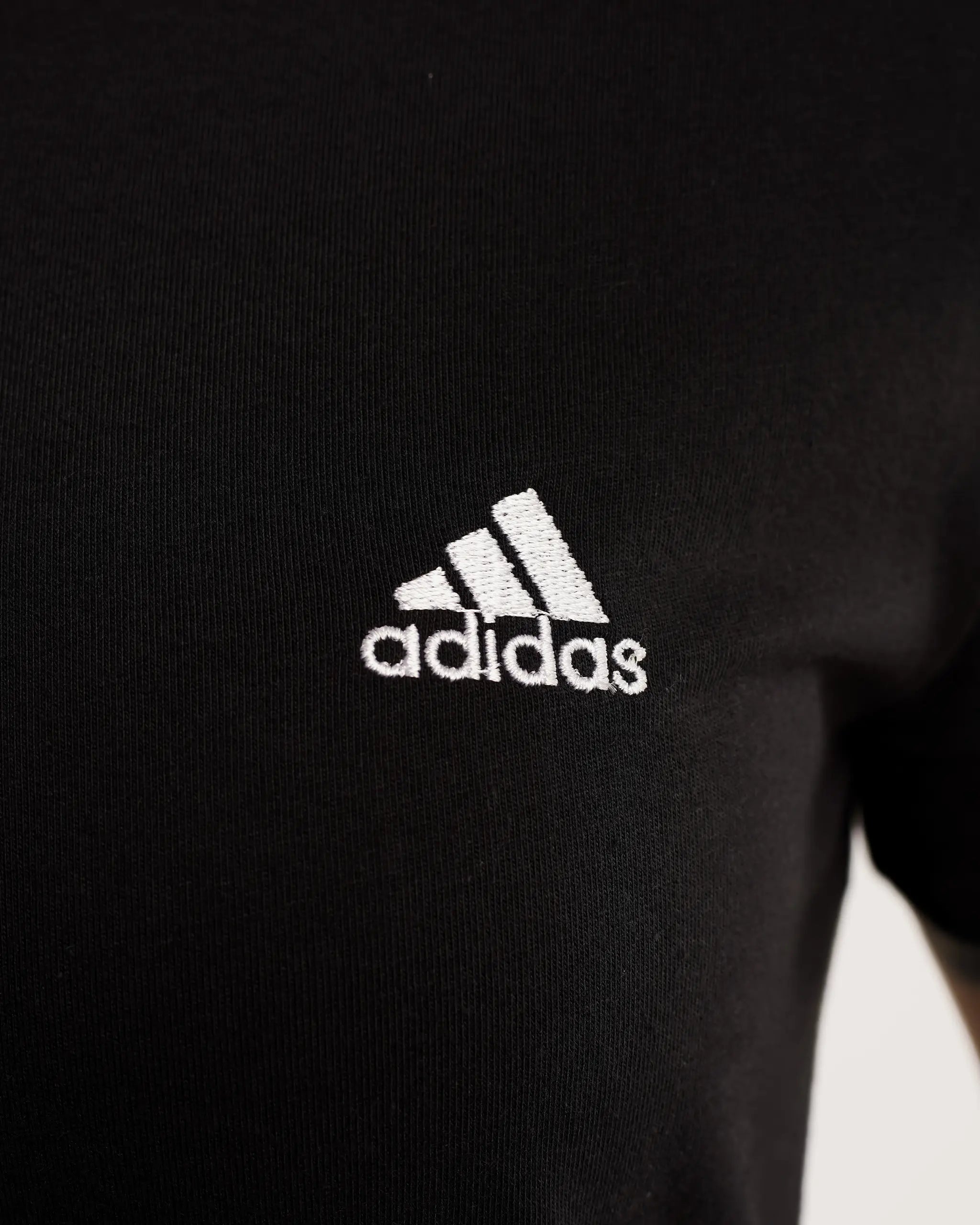 Plain adidas t shirt online