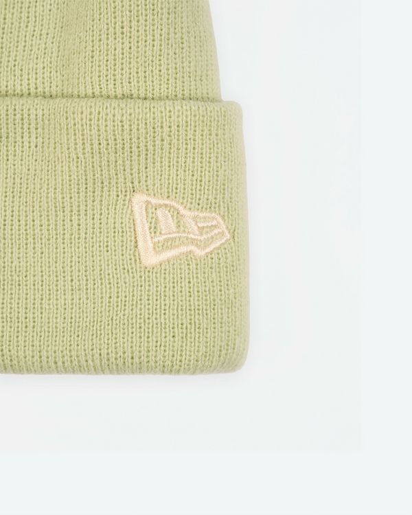Newcastle United New Era Women's Green Seasonal Retro Crest Beanie