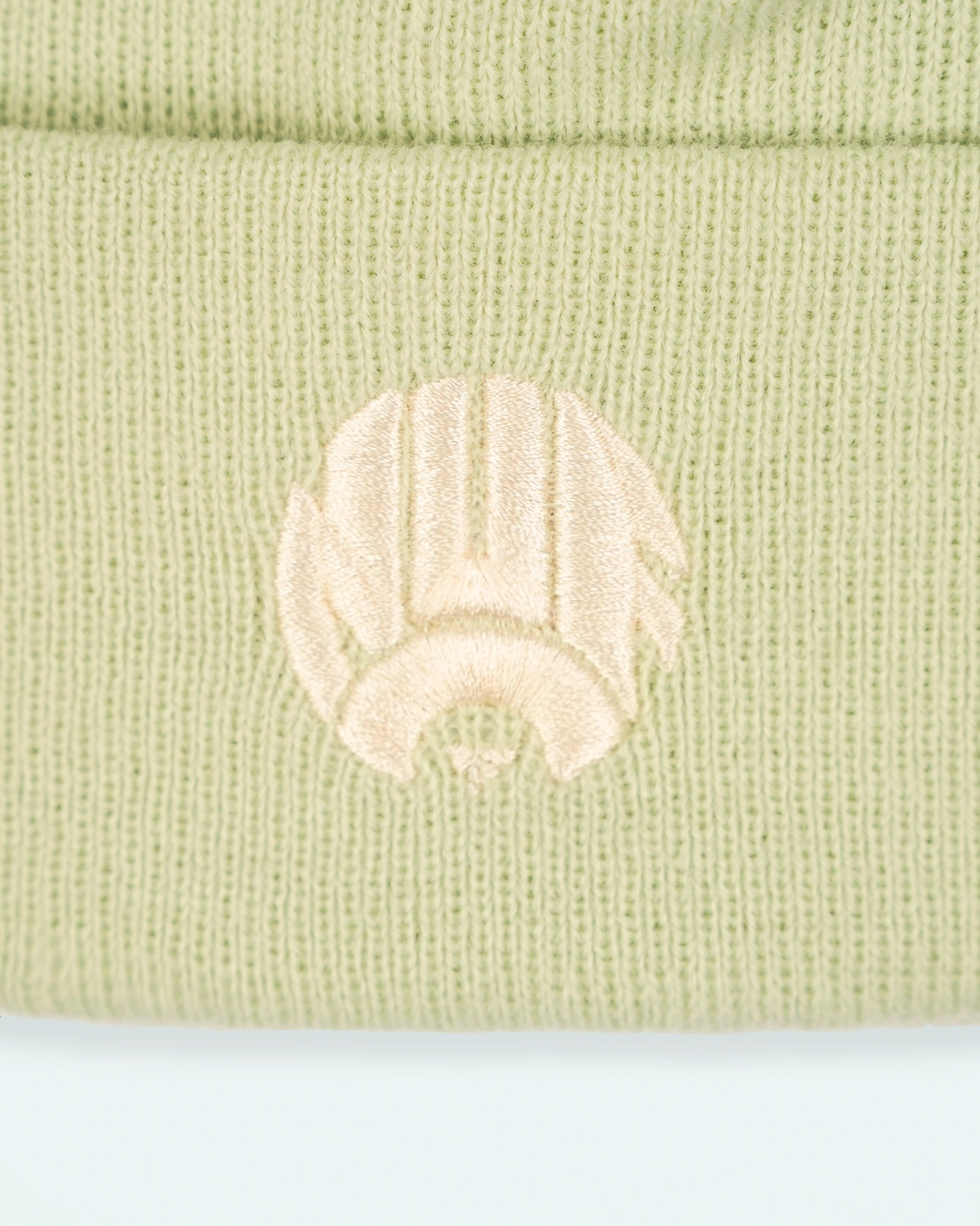 Newcastle United New Era Women's Green Seasonal Retro Crest Beanie