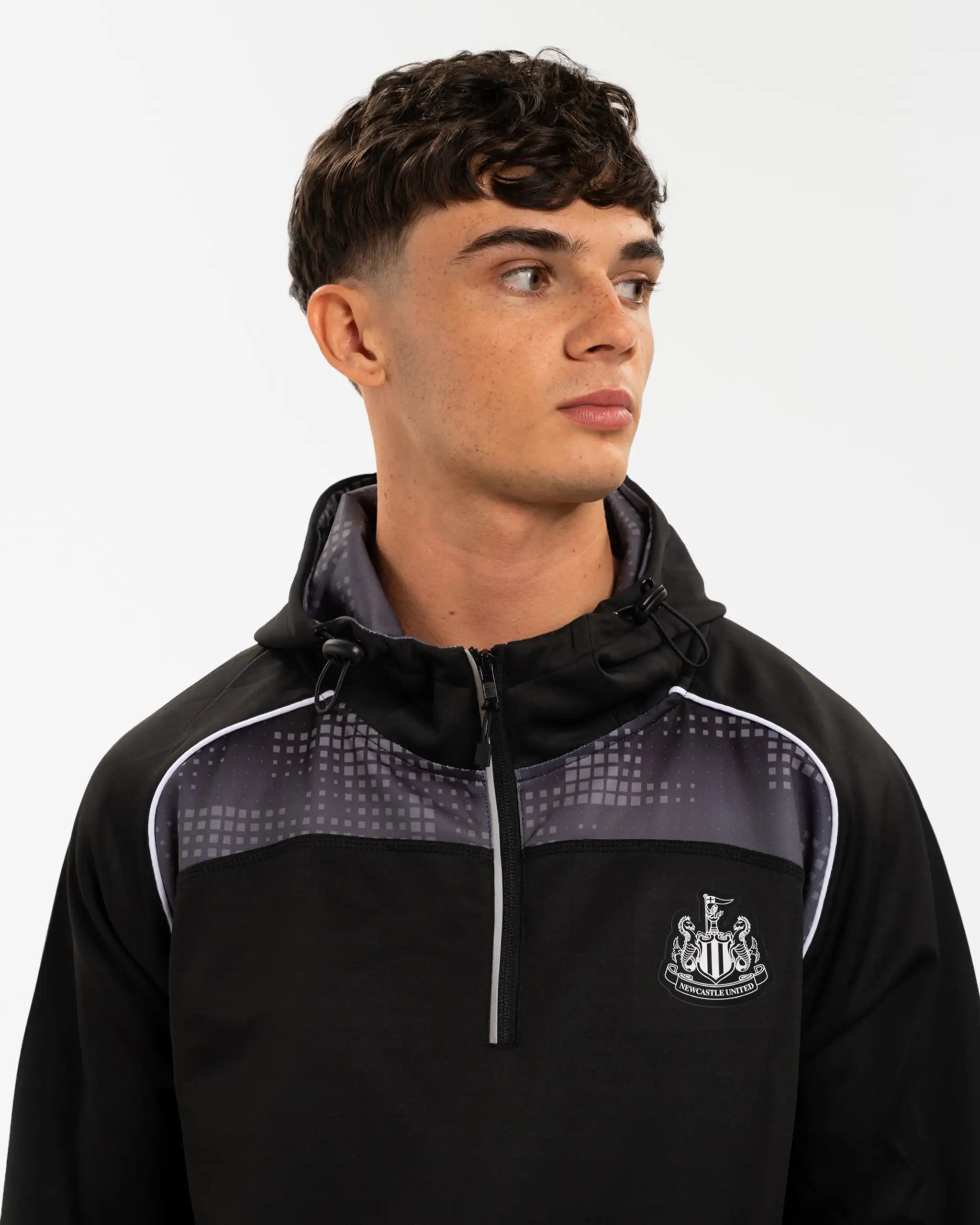 Newcastle United Men's Black Tech Poly 1/4 Zip Hoodie