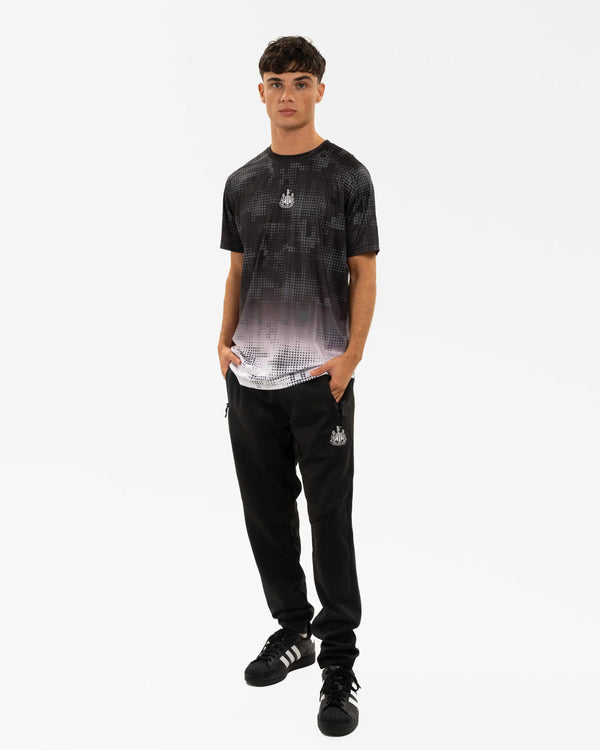 Newcastle United Men's Black & White Ombre Crest T-Shirt