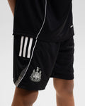 Newcastle United adidas 25/26 Coach's Black Edition Kids' Shorts