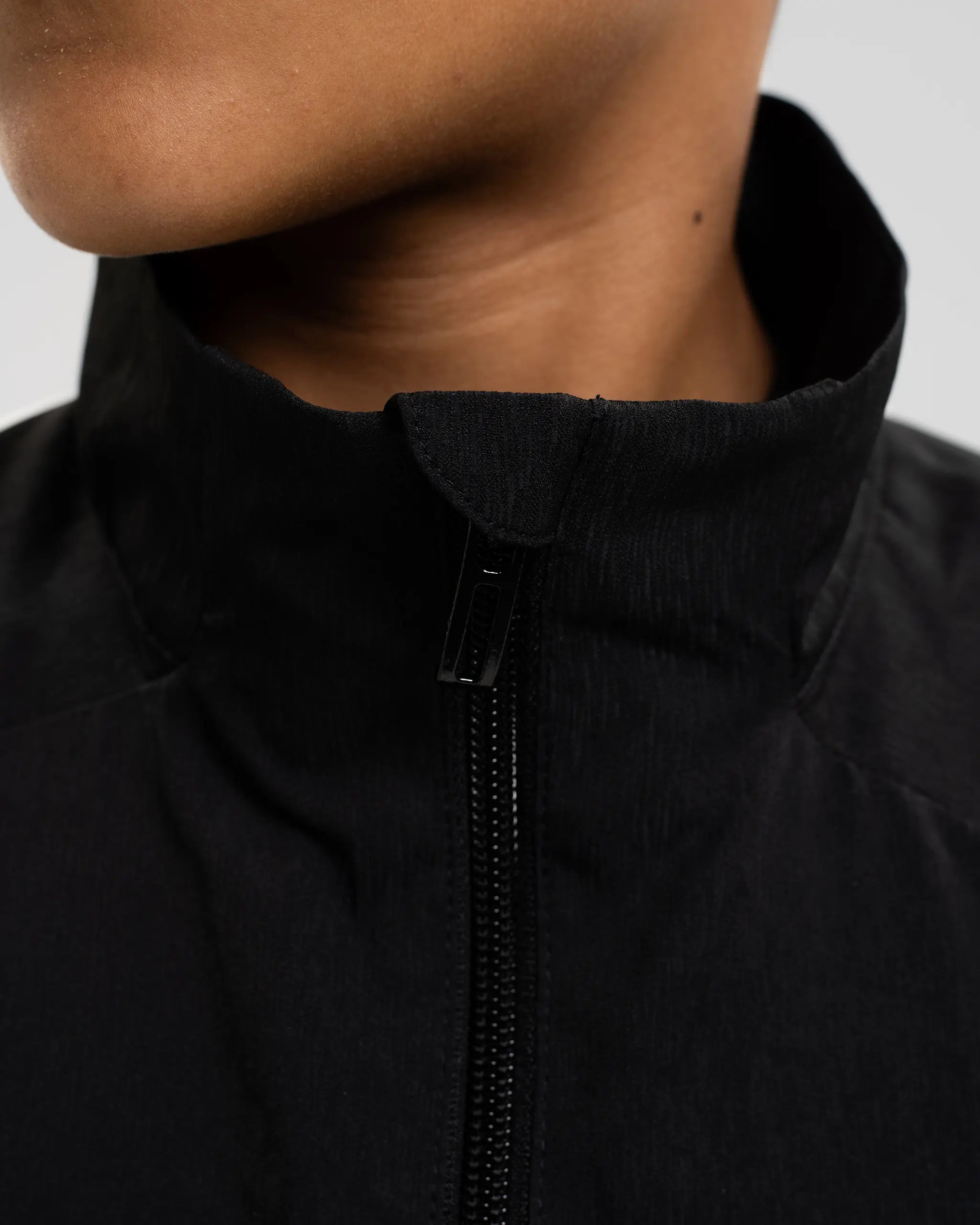 Newcastle United adidas 25/26 Coach's Black Edition Kids' Presentation Jacket