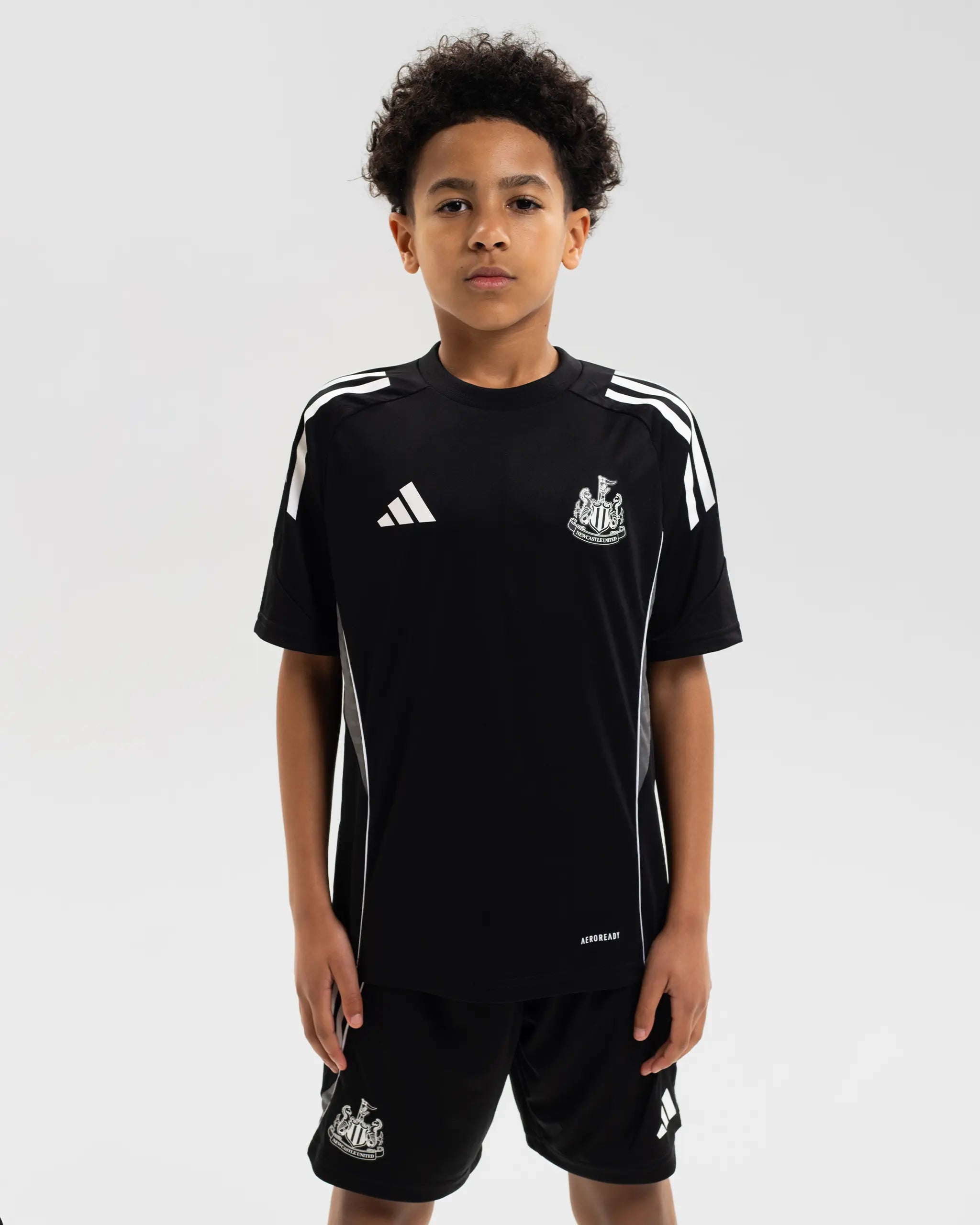 Newcastle United adidas 25/26 Coach's Black Edition Kids' Training Shirt