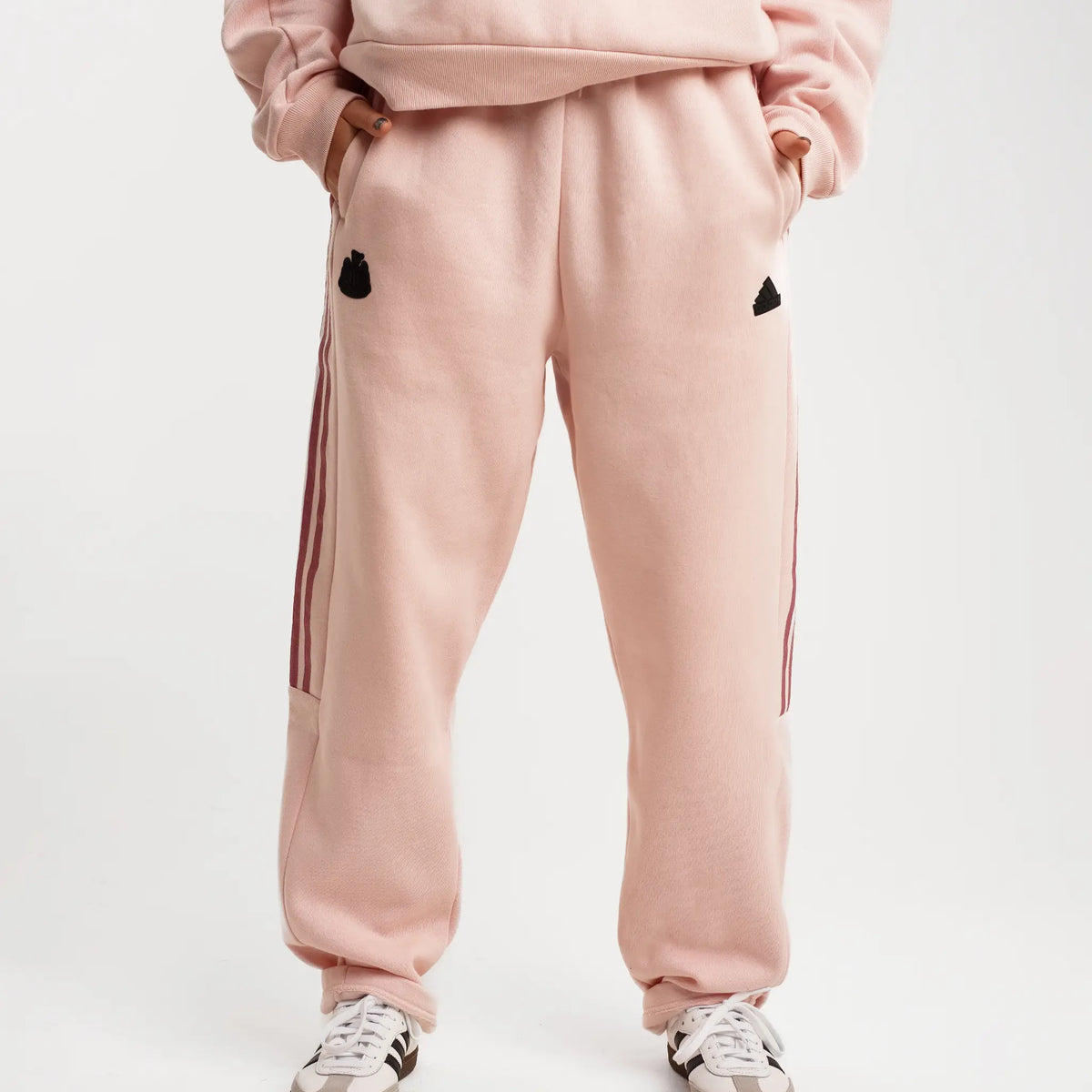 Yeezy sweatpants womens top