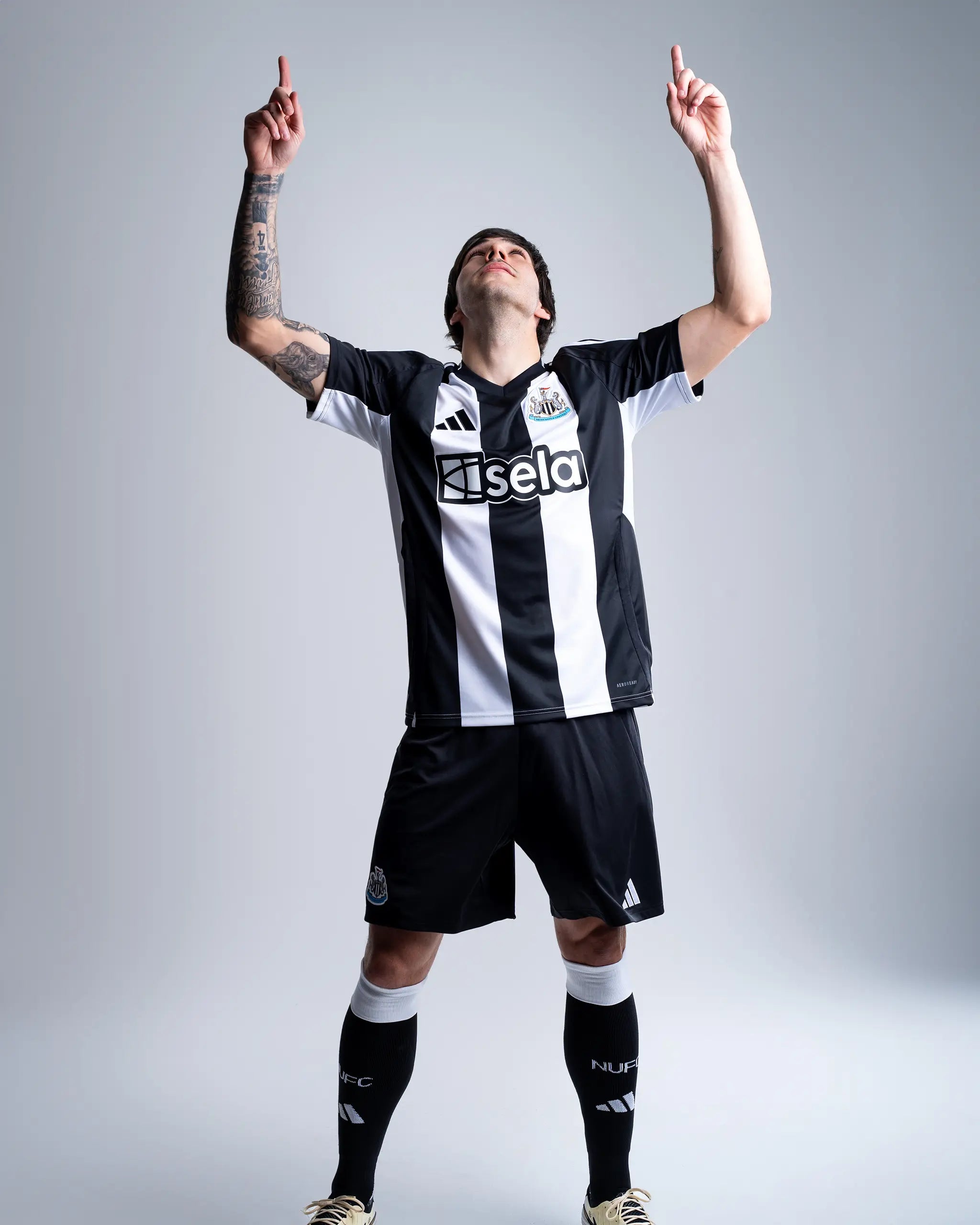 Newcastle United adidas Men's 24/25 Home Shirt