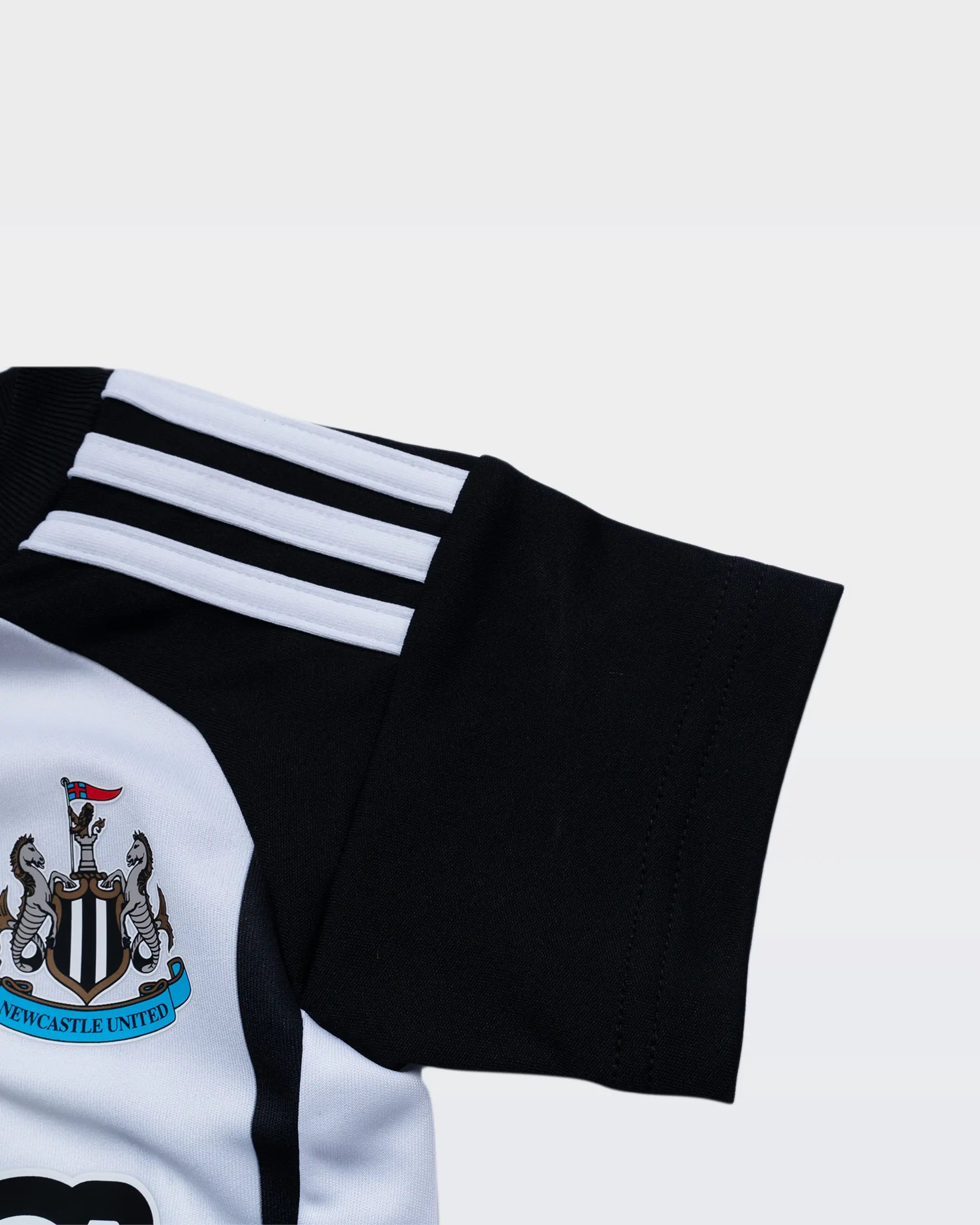 Newcastle United adidas 24/25 Home Baby Kit