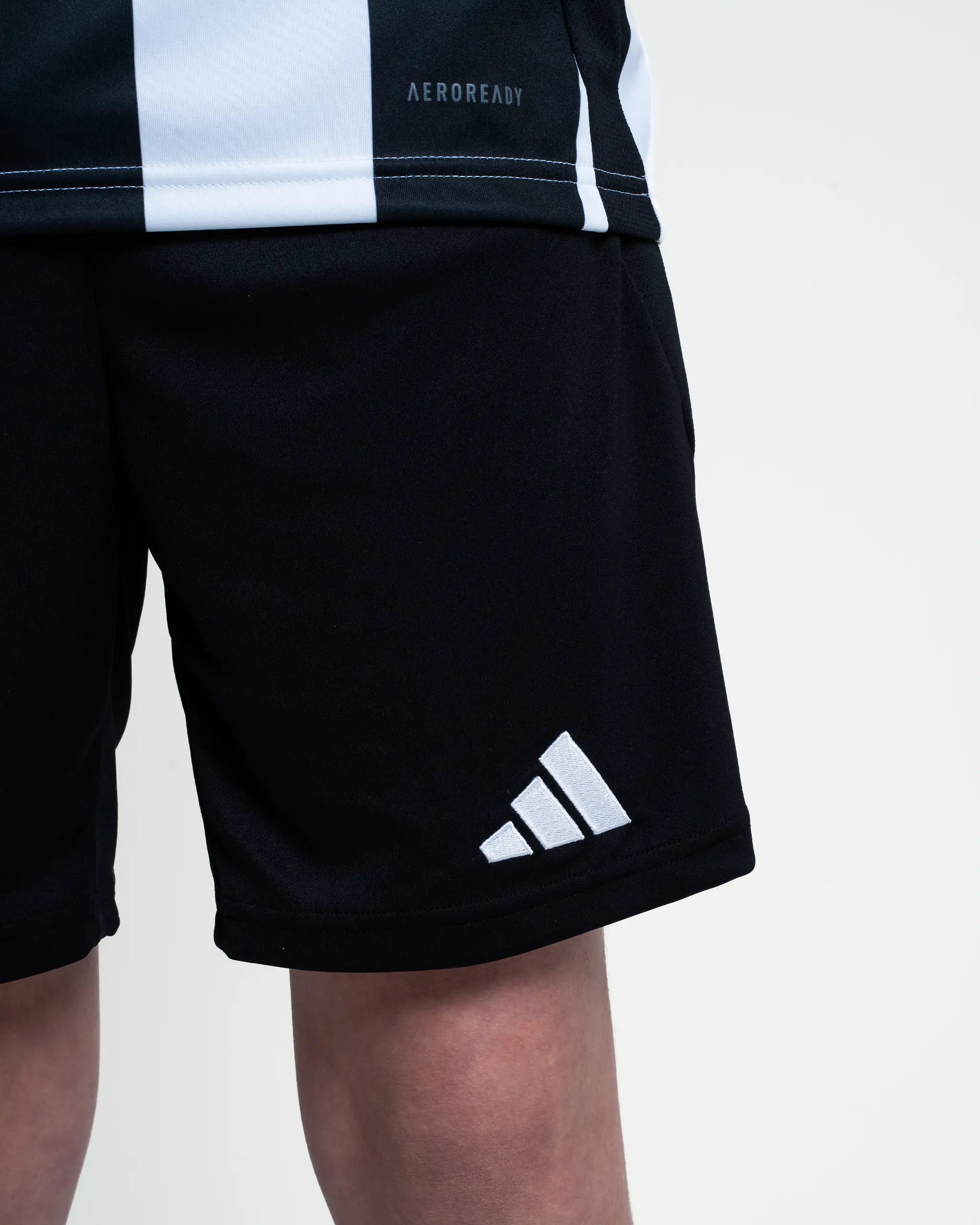 Newcastle United adidas Kids' 24/25 Home Shorts