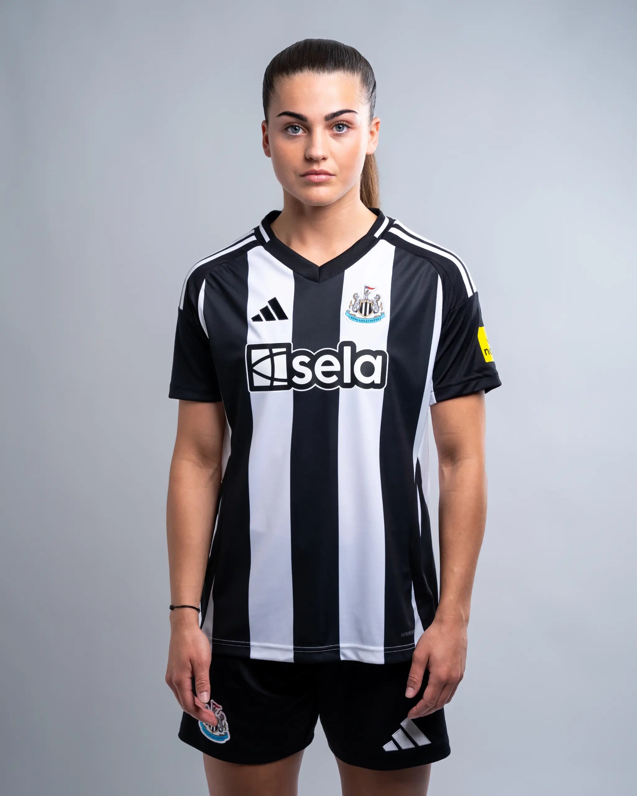 Newcastle United adidas Women's 24/25 Home Shirt