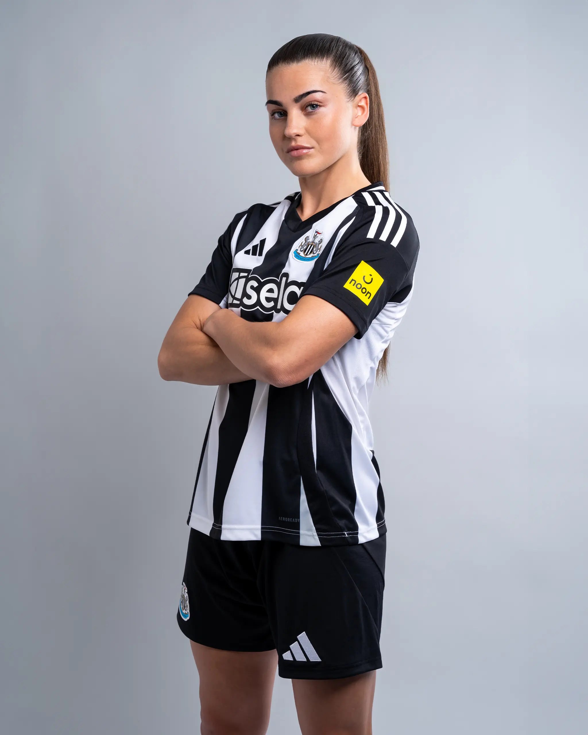 Newcastle United adidas Women's 24/25 Home Shirt