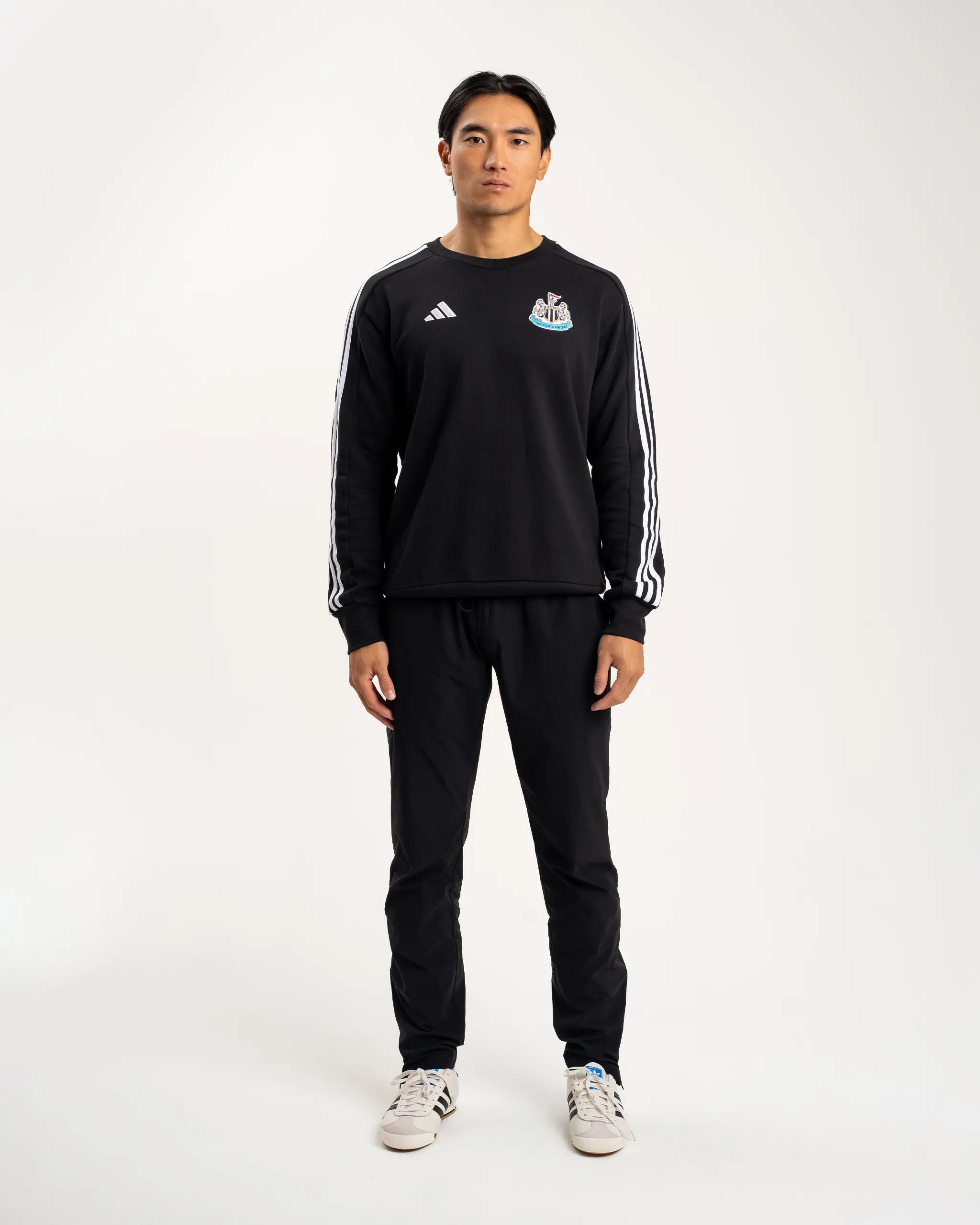 Newcastle United adidas DNA Sweatshirt