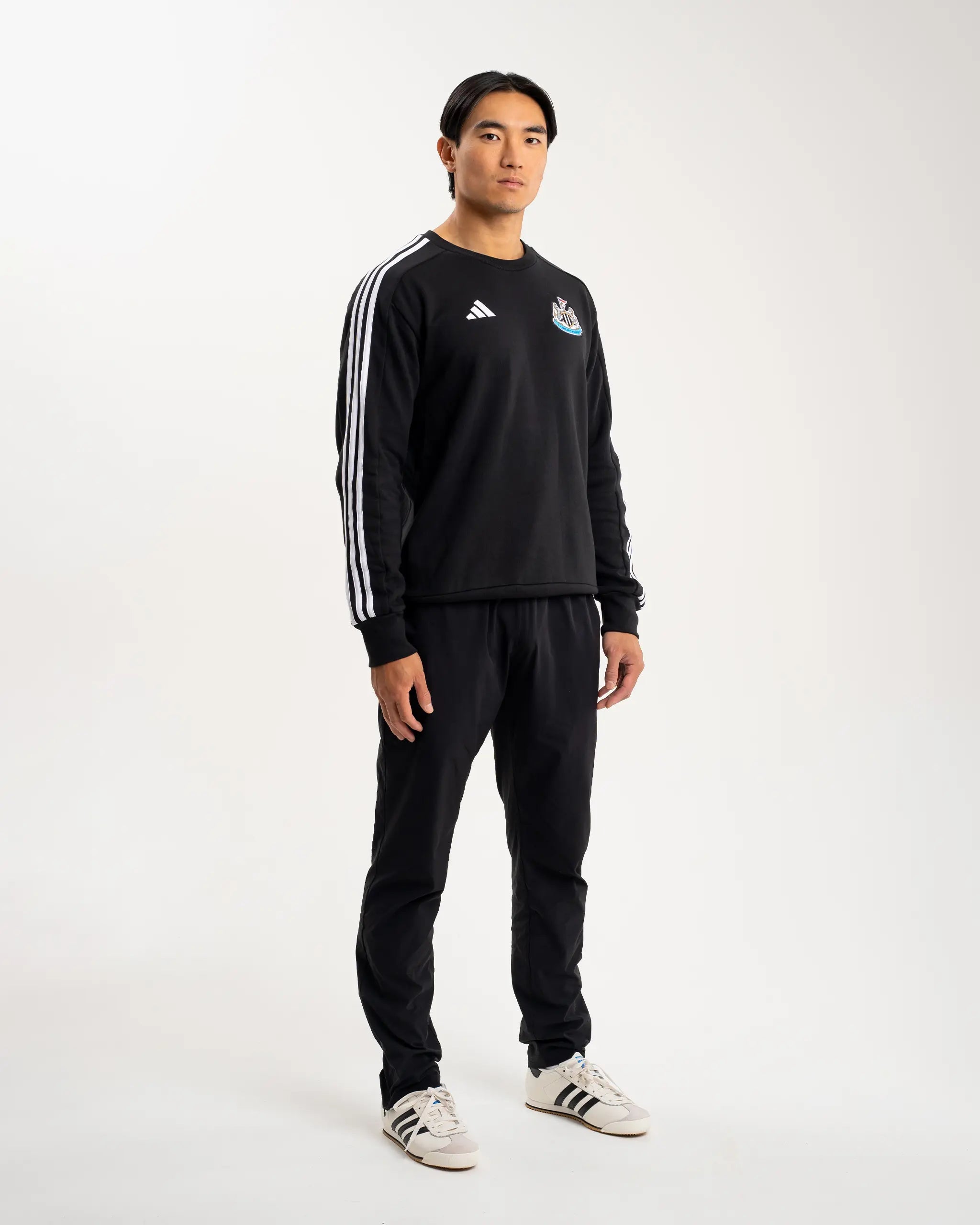 Newcastle United adidas DNA Sweatshirt