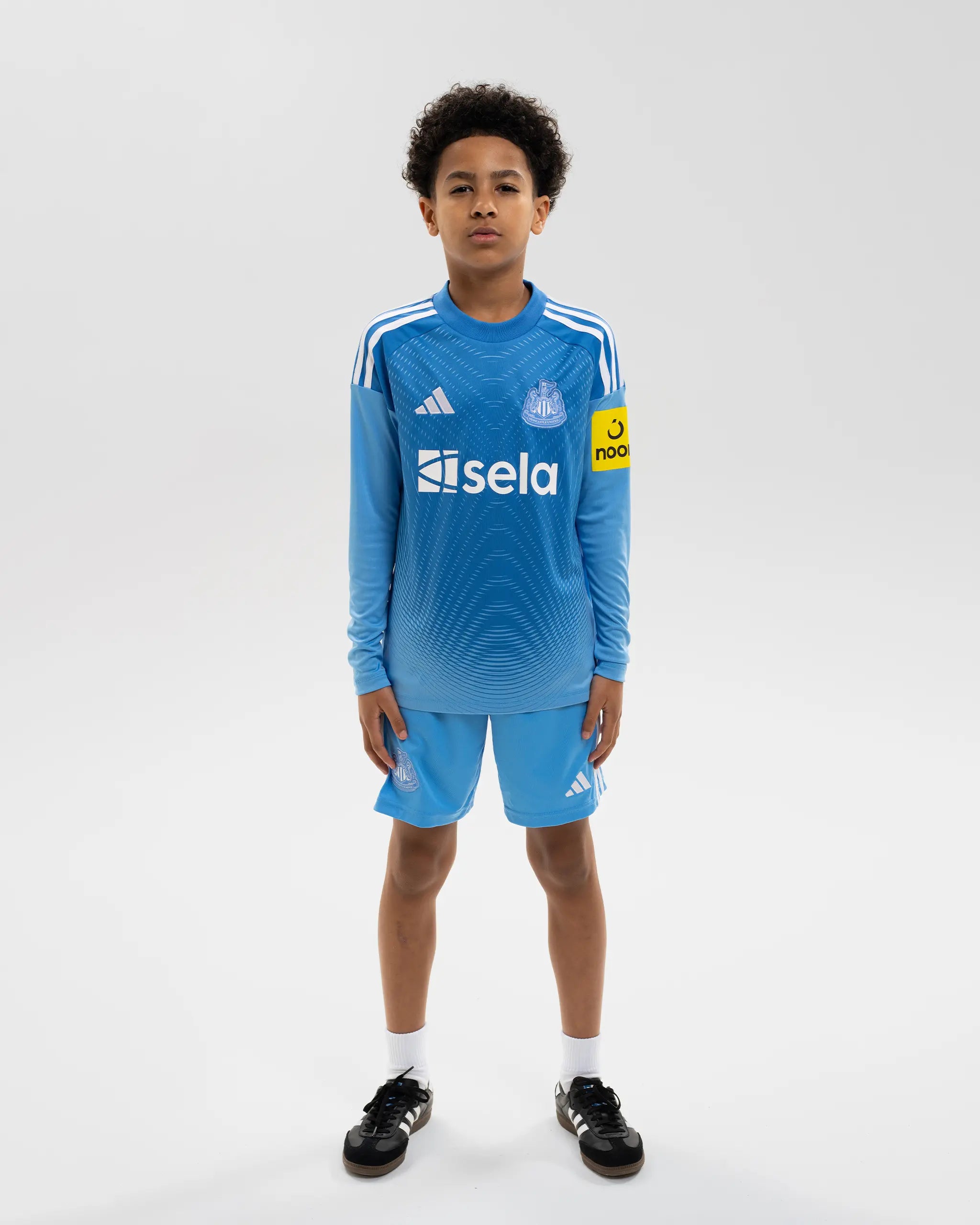 Newcastle United adidas Kids' 25/26 Blue Goalkeeper Shorts
