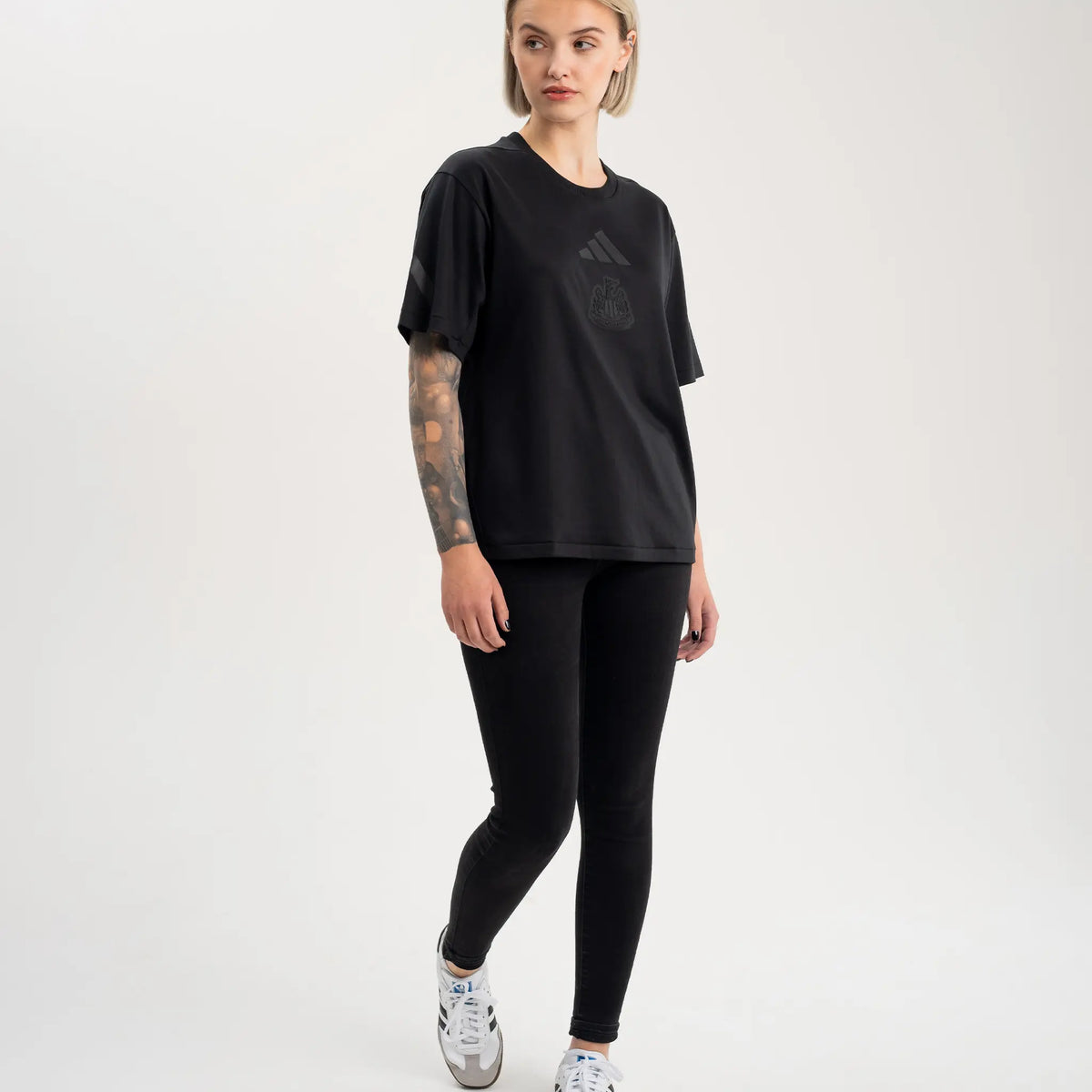 JE7846_1.webp?crop=center&