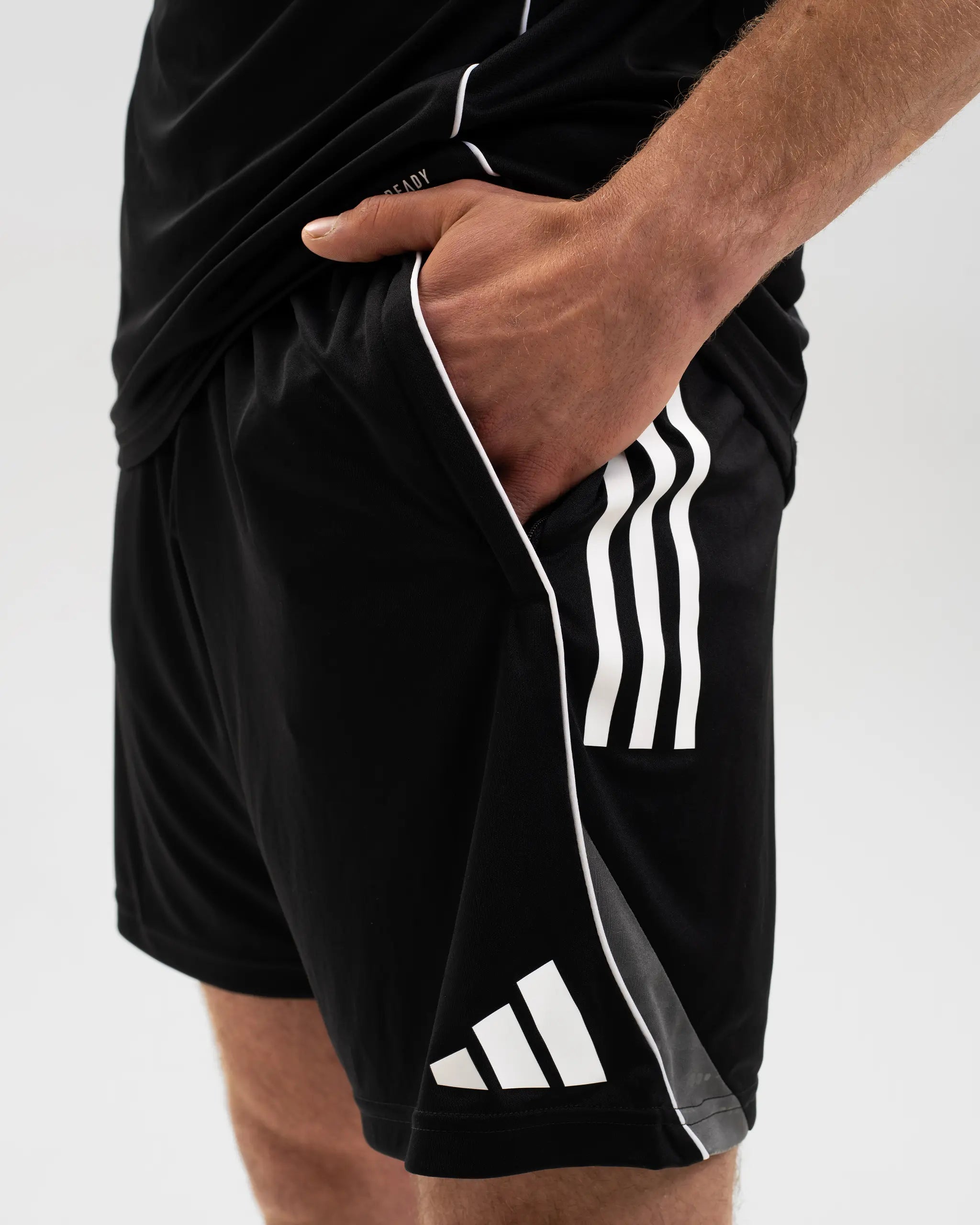 Newcastle United adidas 25/26 Coach's Black Edition Training Shorts
