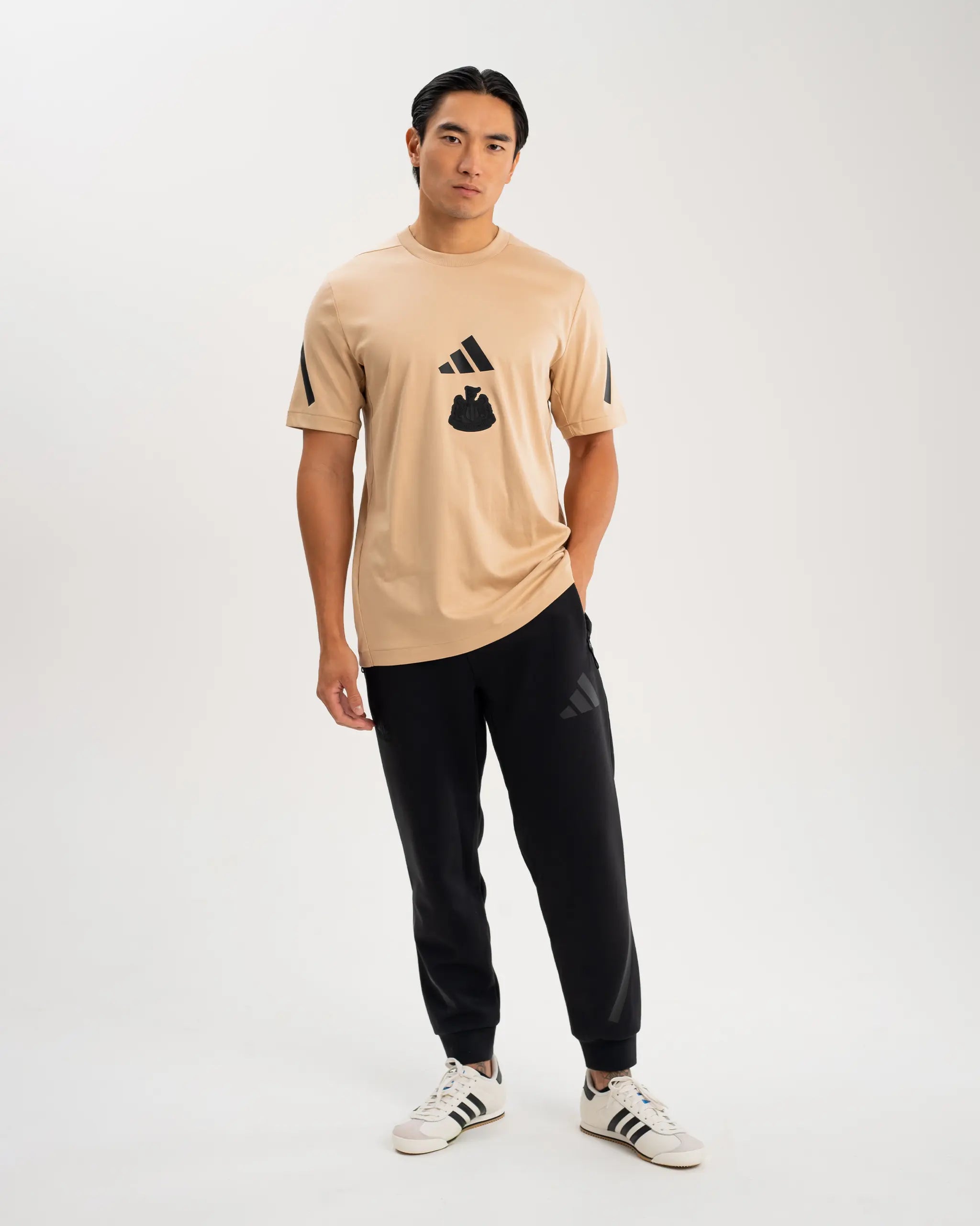 Newcastle United adidas Men's Z.N.E. Beige T-Shirt