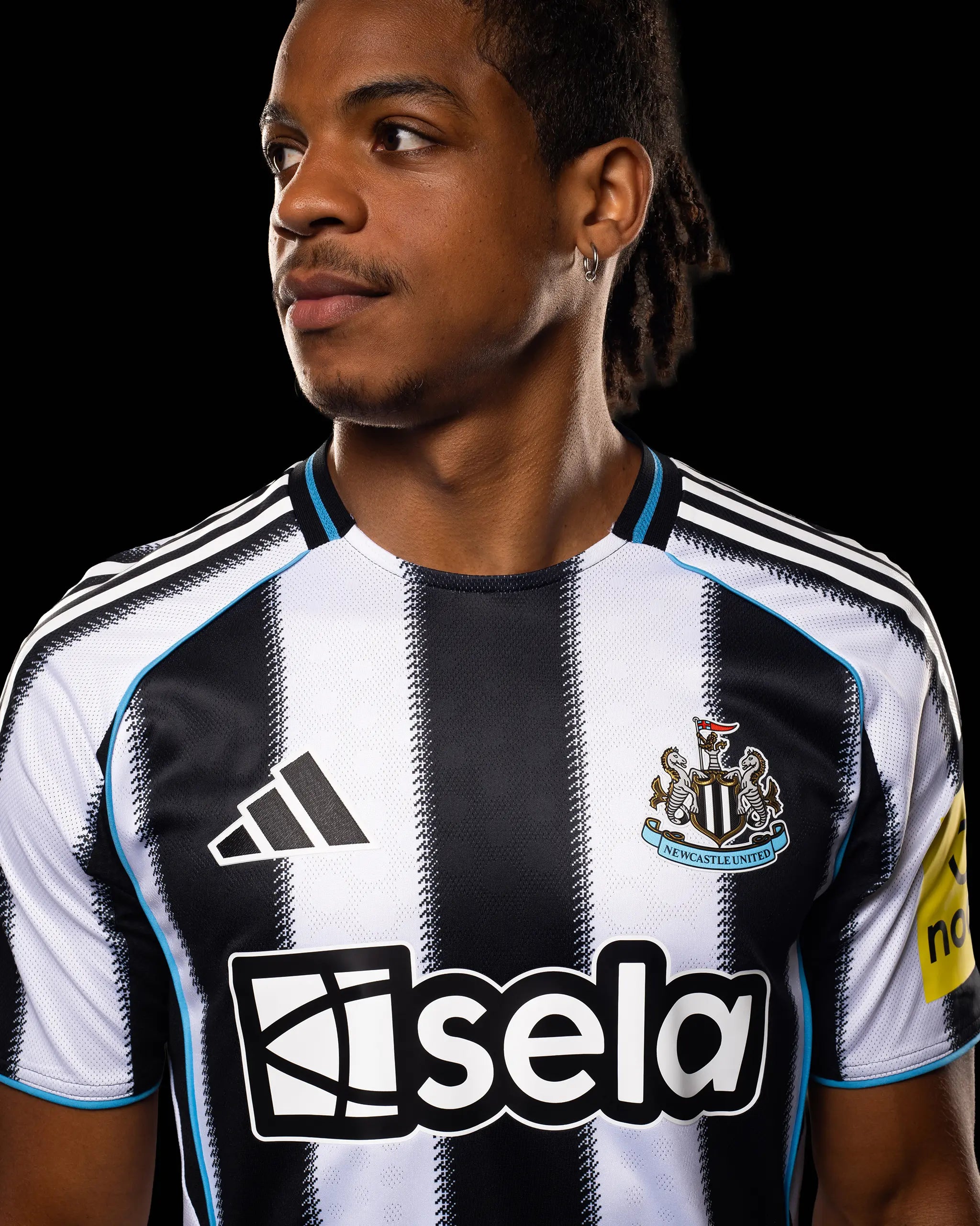Newcastle United adidas Men's 25/26 Authentic Home Shirt