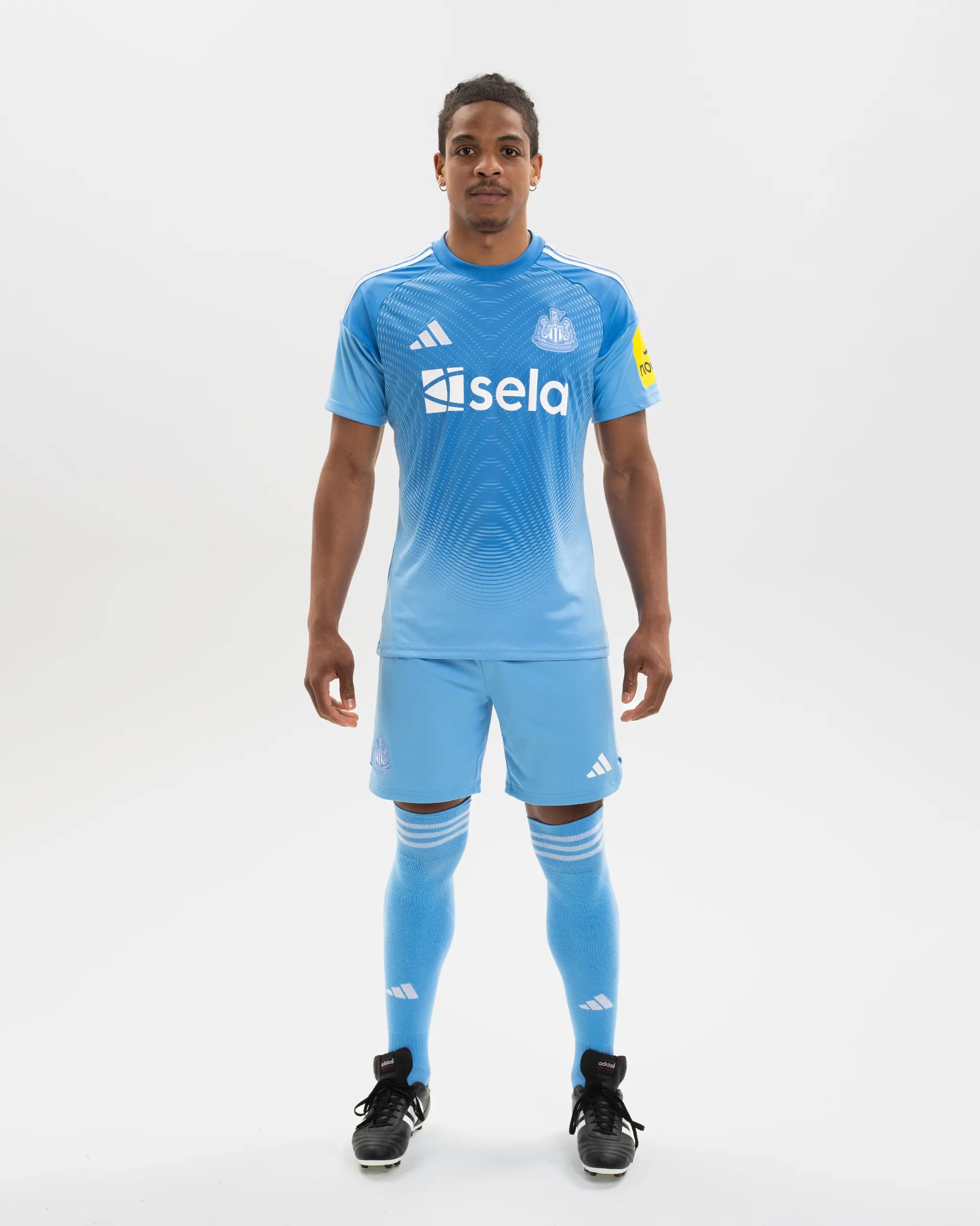 Newcastle United adidas Men's 25/26 Blue Goalkeeper Shirt