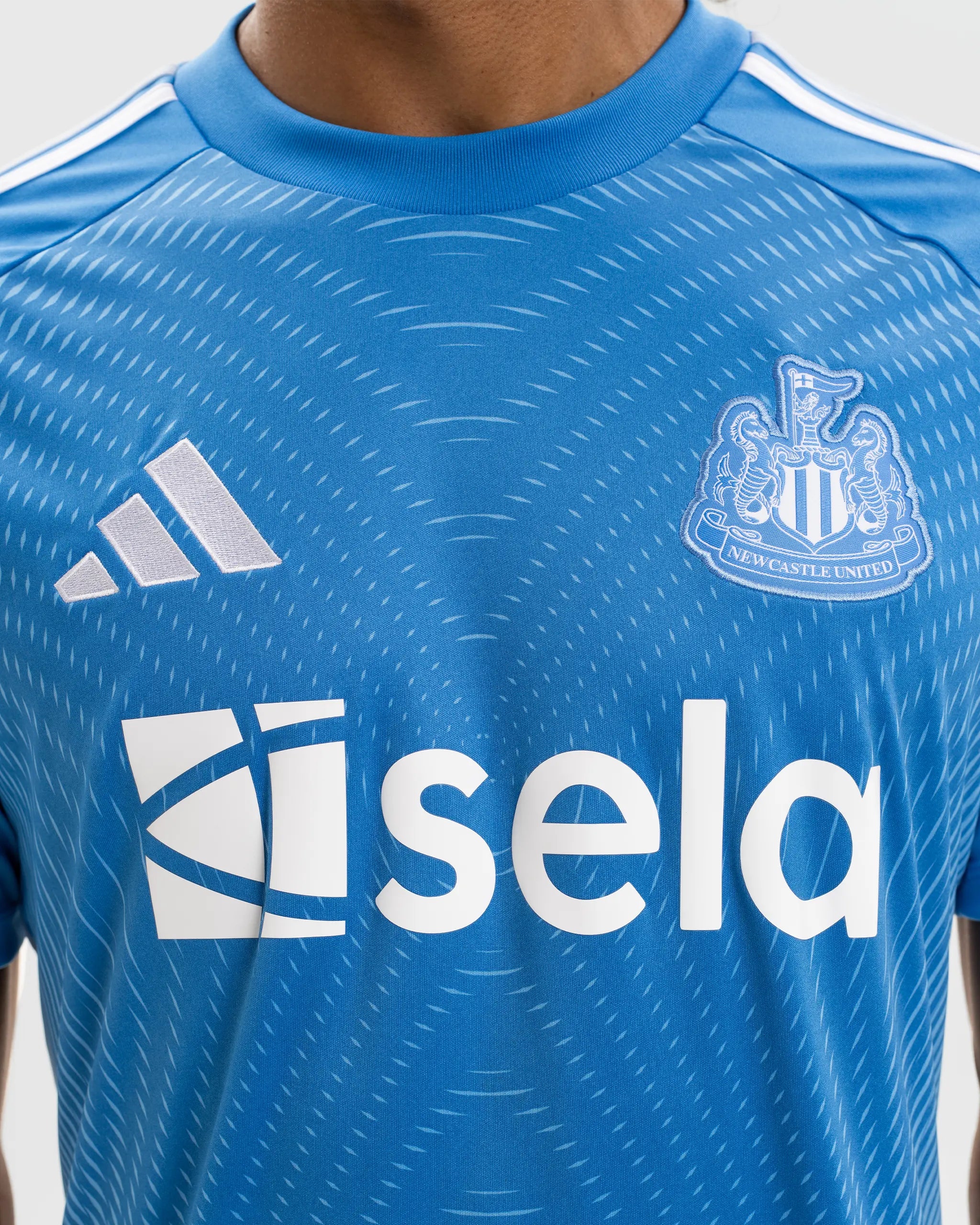 Newcastle United adidas Men's 25/26 Blue Goalkeeper Shirt