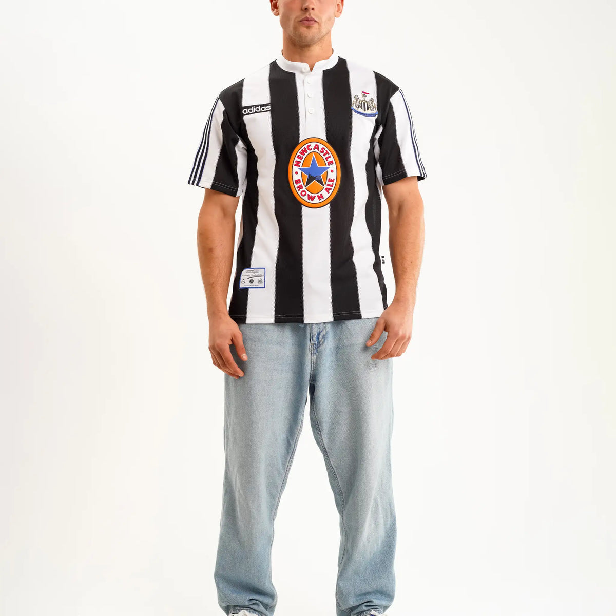 Newcastle United adidas Retro 1995-97 Home Shirt