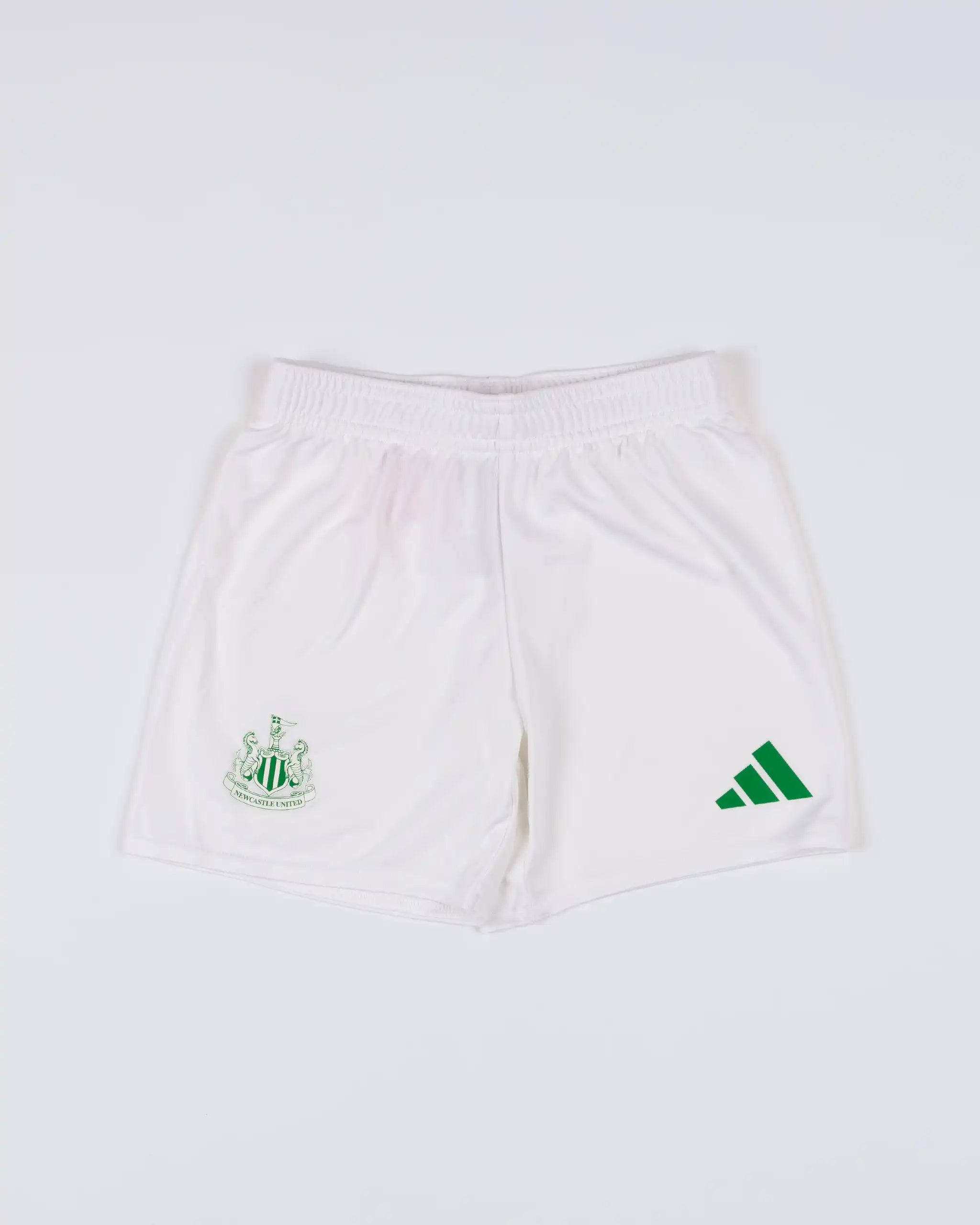 Newcastle United adidas 25/26 Away Mini Kit