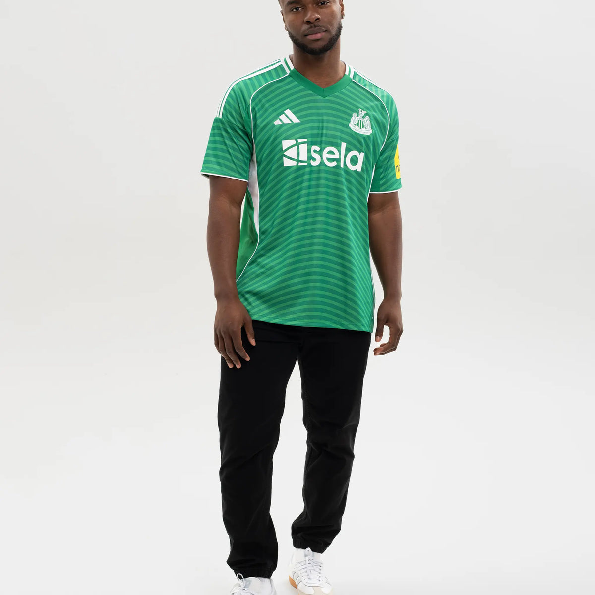 JJ2245_MOD_6.webp?crop=center&