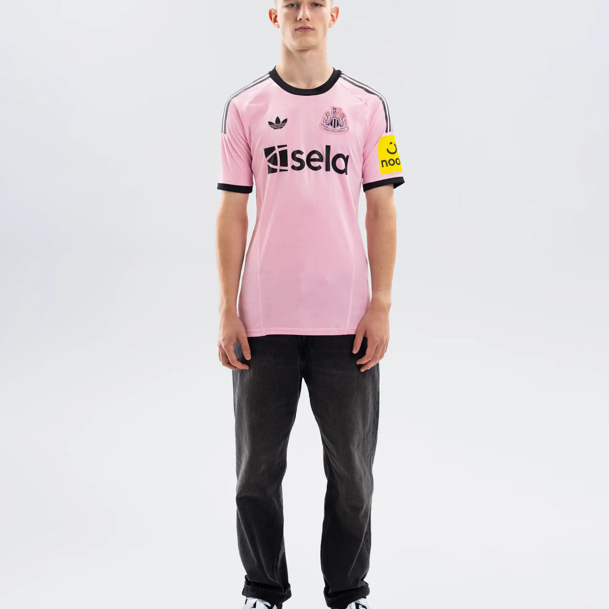 Newcastle United adidas 25/26 Pink Trefoil Goalkeeper Shirt