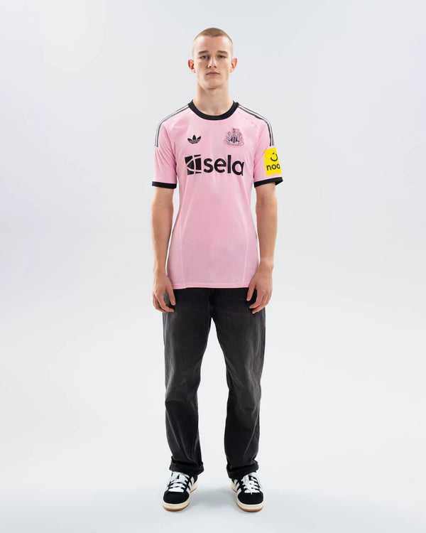 Newcastle United adidas 25/26 Pink Trefoil Goalkeeper Shirt