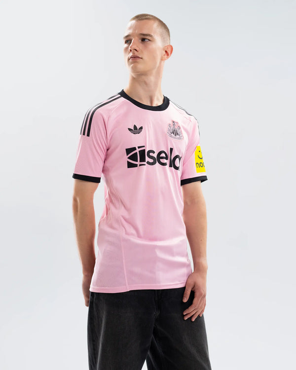 Newcastle United adidas 25/26 Pink Trefoil Goalkeeper Shirt