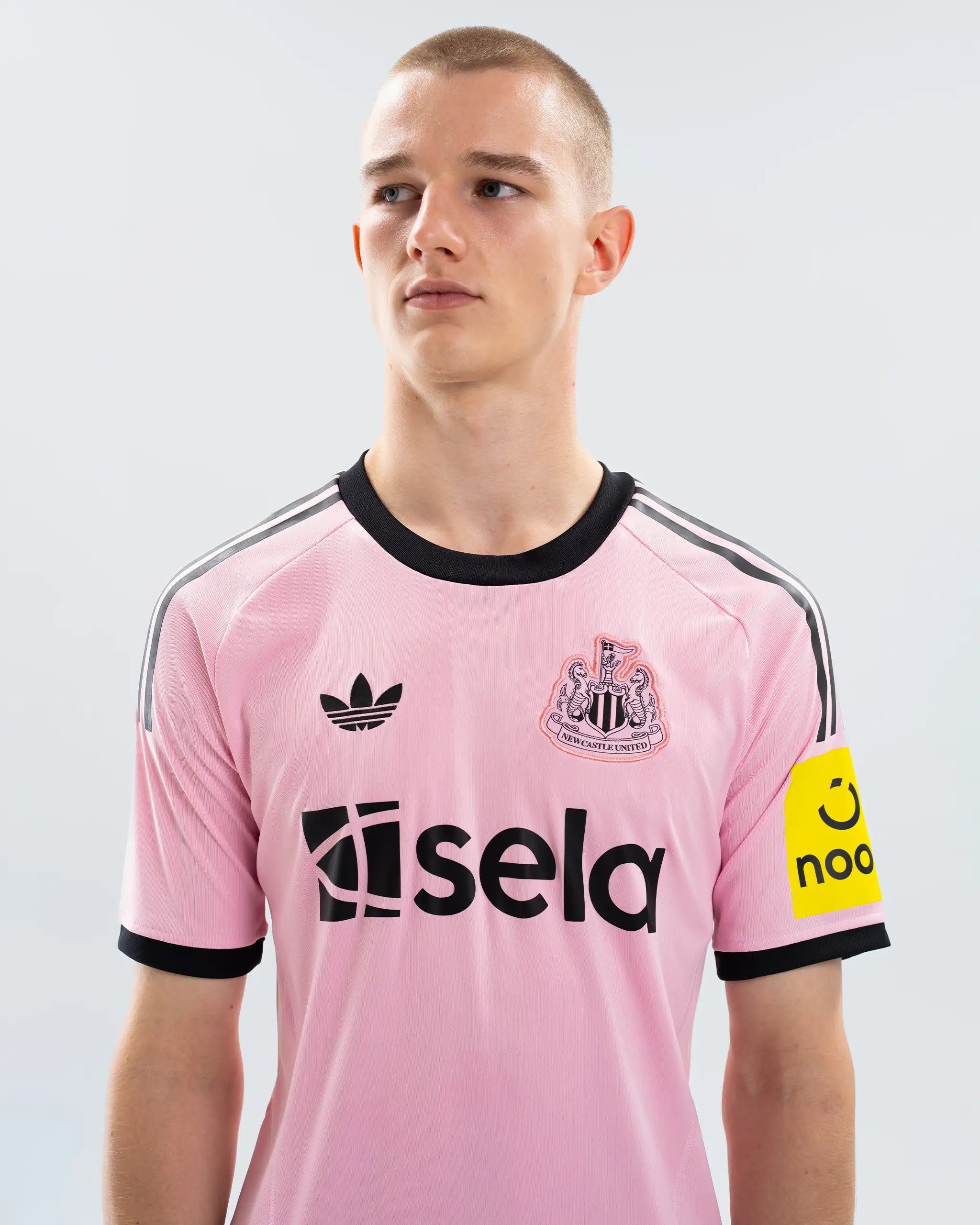 Newcastle United adidas 25/26 Pink Trefoil Goalkeeper Shirt