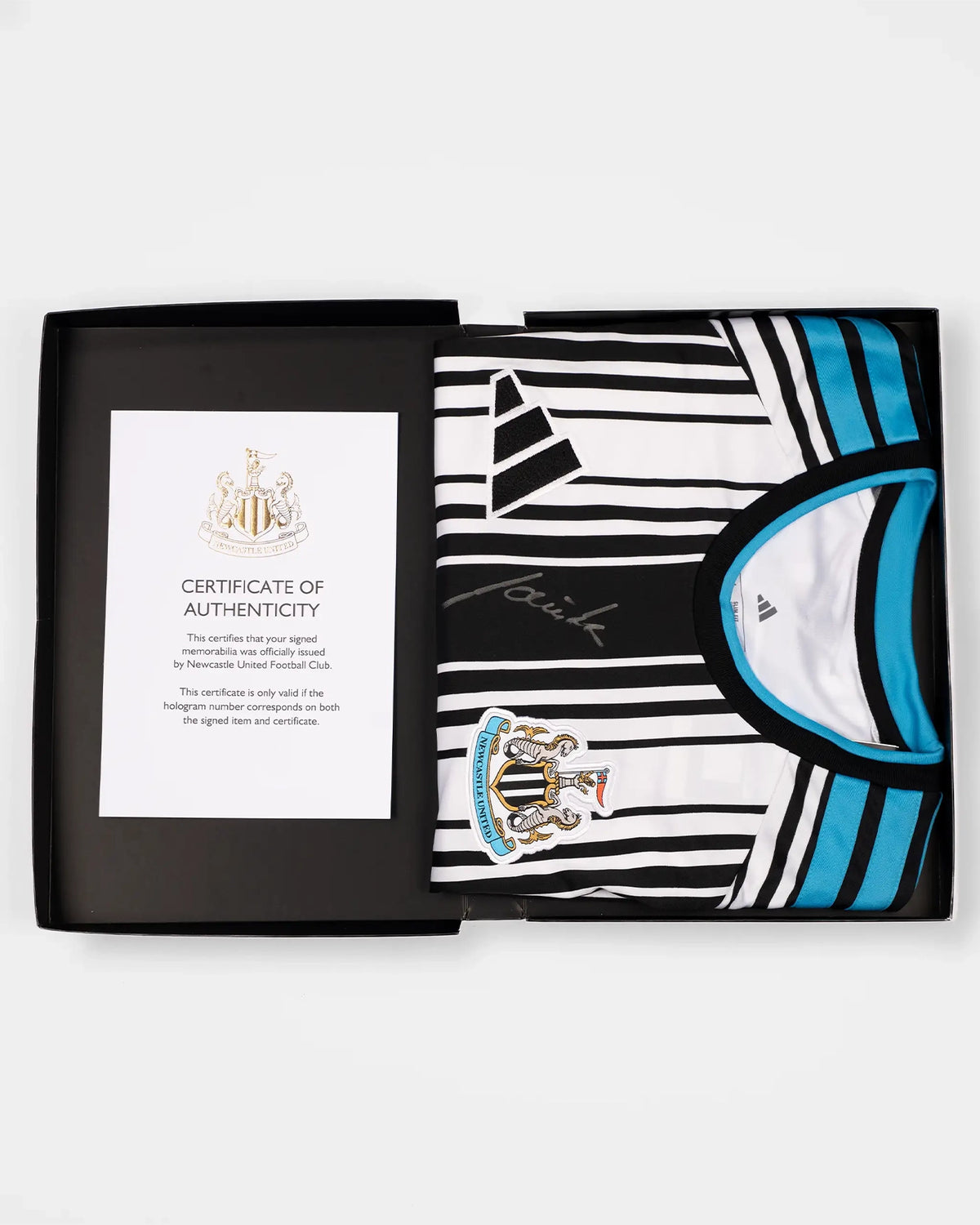 Newcastle United JAISSLE 26/27 Boxed Signed Home Shirt